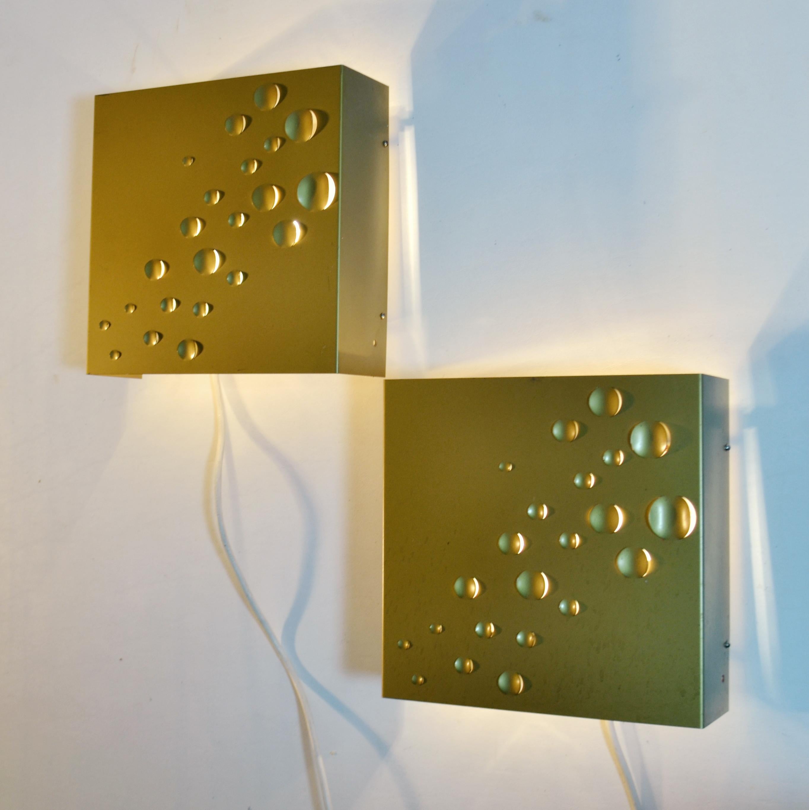 Mid-20th Century Wall Lamps Pair in Gold by Jelle Jelles for Raak, 1965 For Sale