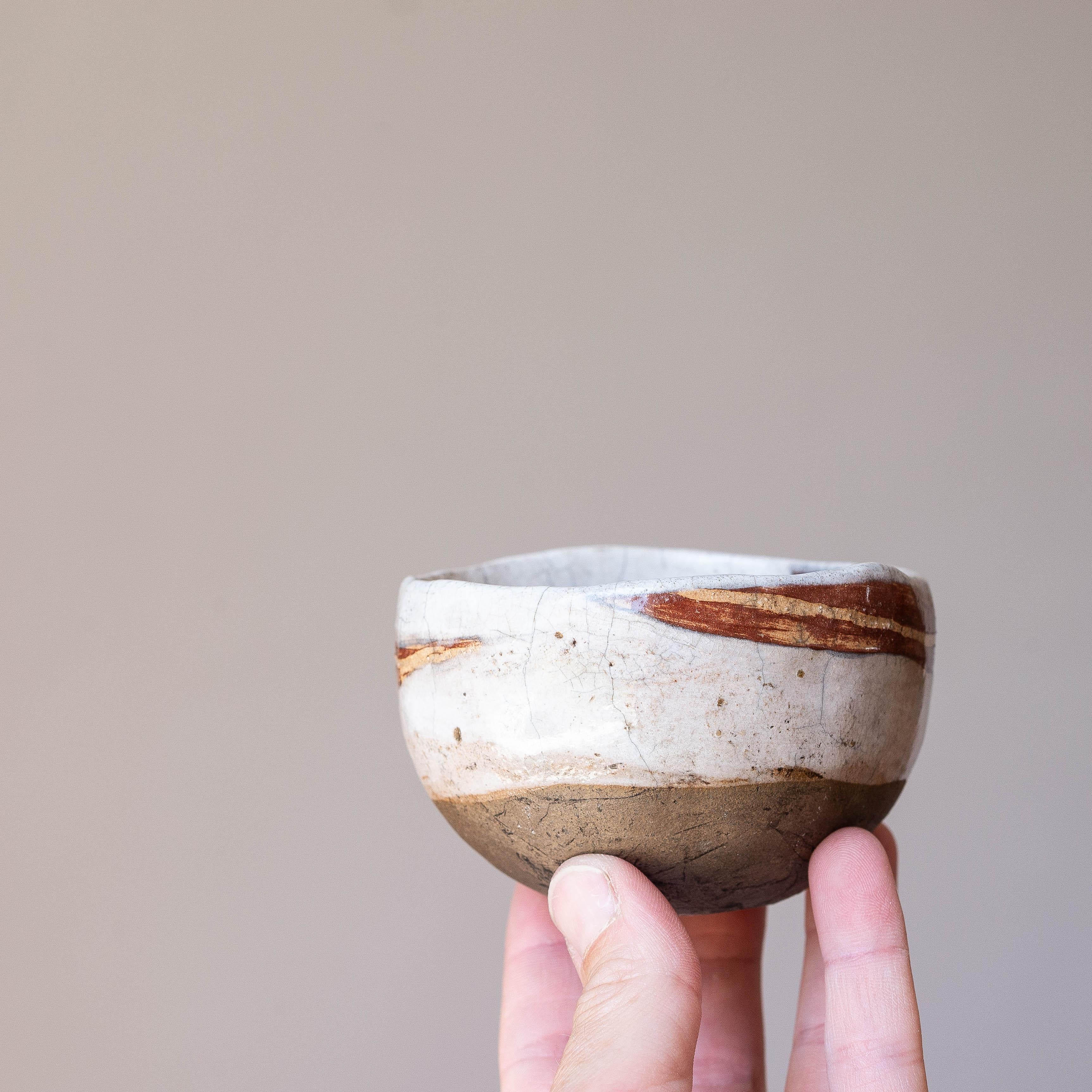 Pair of Raku Ceramic Bowls or Dishes – French Artisan Handcraft, 1970s For Sale 2