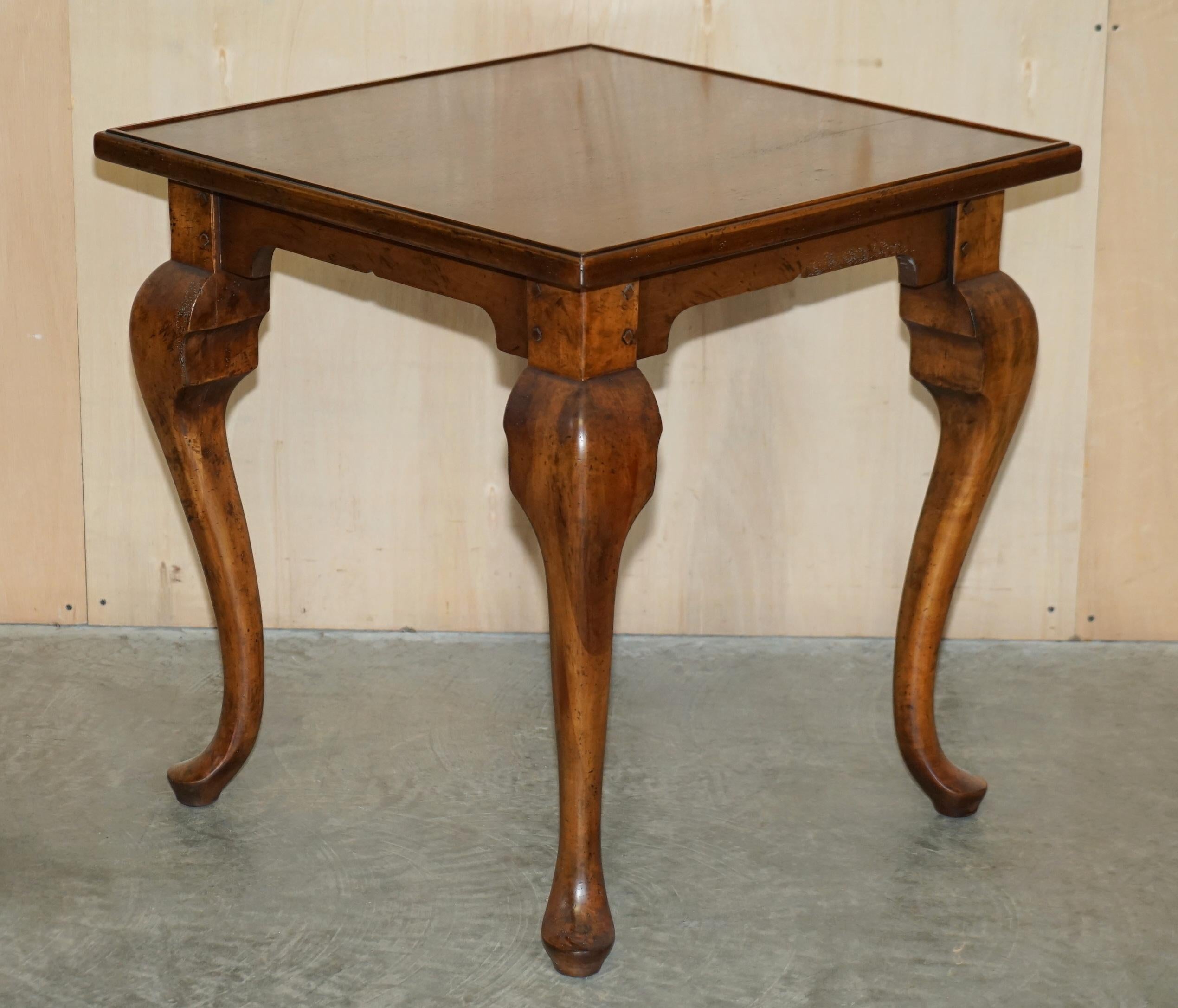 PAIR OF RALPH LAUREN AMERICAN WALNUT LARGE SiDE END OCCASIONAL LAMP WINE TABLES For Sale 9