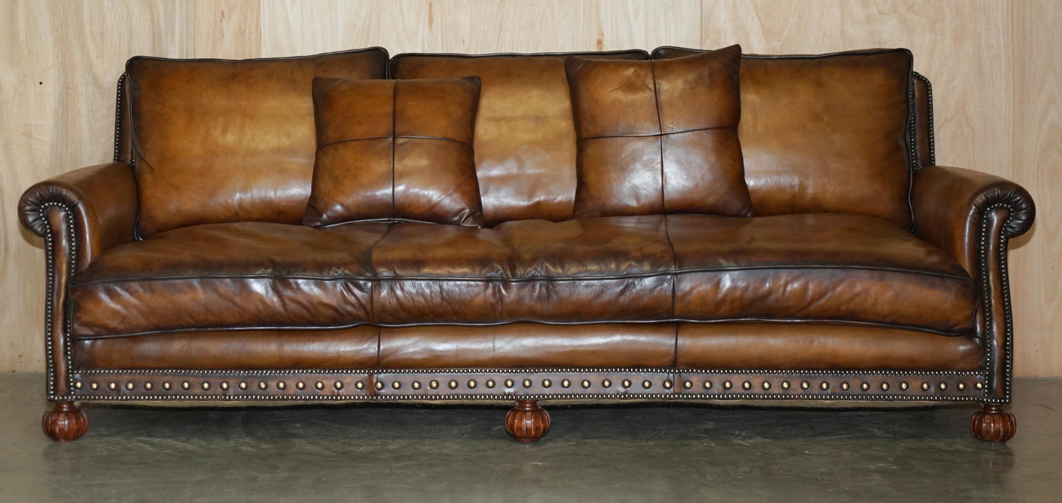 Hand-Crafted PAIR OF RALPH LAUREN ARAN ISLES CUSTOM MADE BROWN LEATHER SOFAs