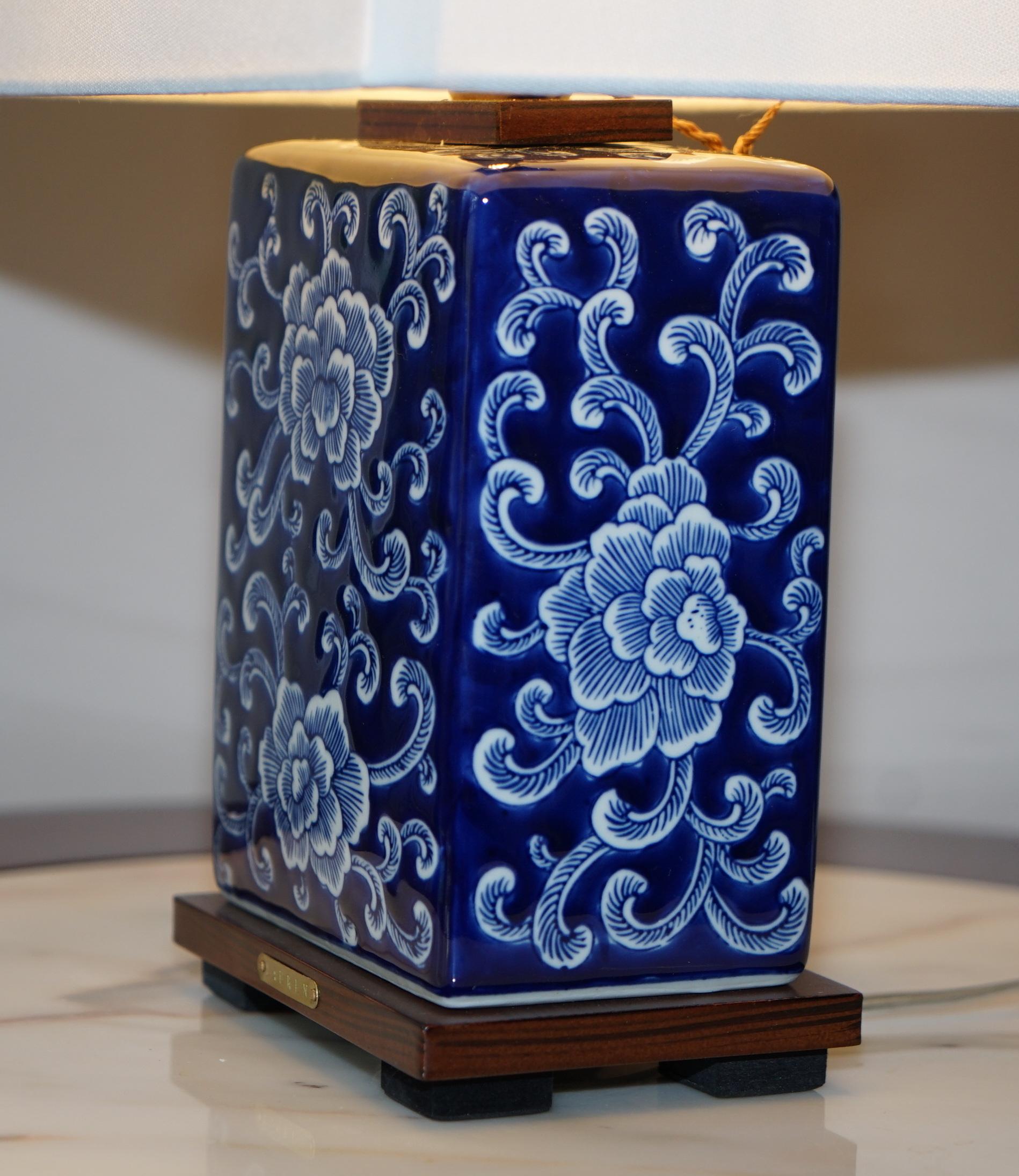 Pair of Ralph Lauren Blue Chinese Porcelain Table Lamps Stunning Chinese Design 2
