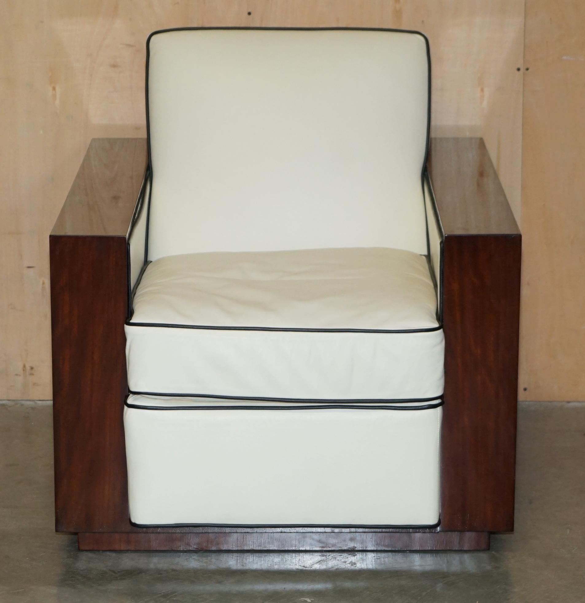 Hand-Crafted PAIR OF RALPH LAUREN MODERN METROPOLIS CREAM LEATHER CLUB ARMCHAiRS For Sale