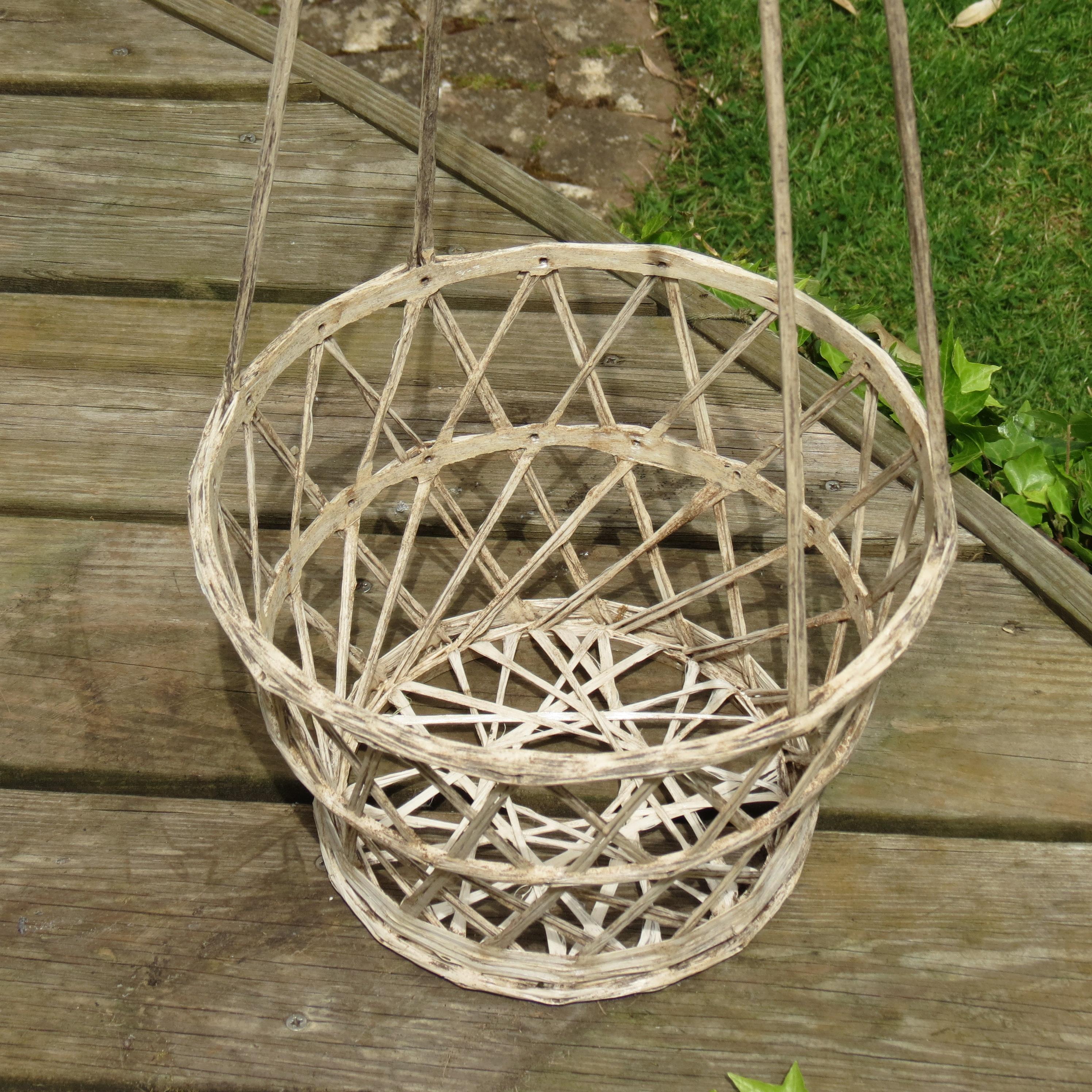 Pair of Rare 1960s Russell Woodard Fibreglass Hanging Plant Holder Basket 5