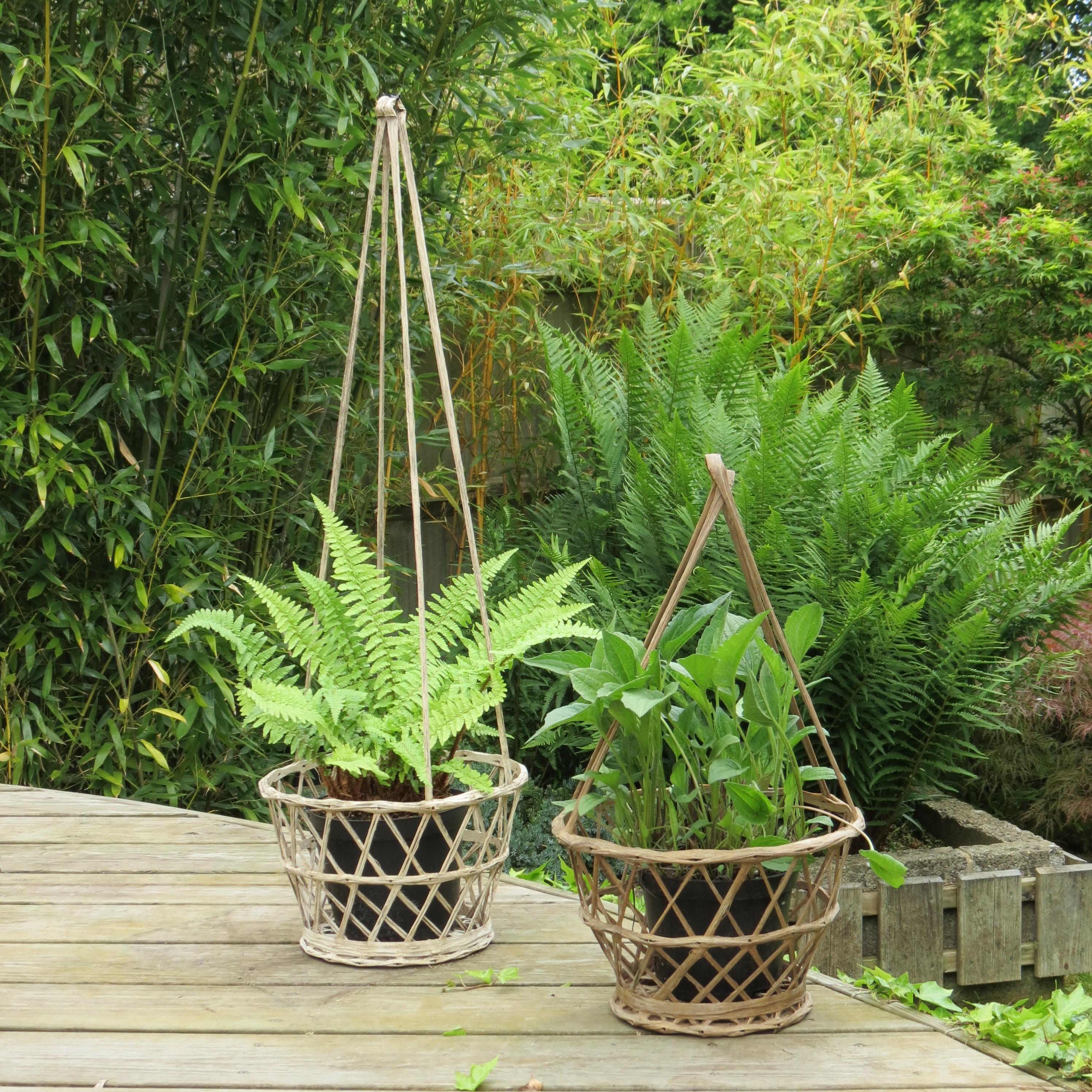 Pair of Rare 1960s Russell Woodard Fibreglass Hanging Plant Holder Basket 8