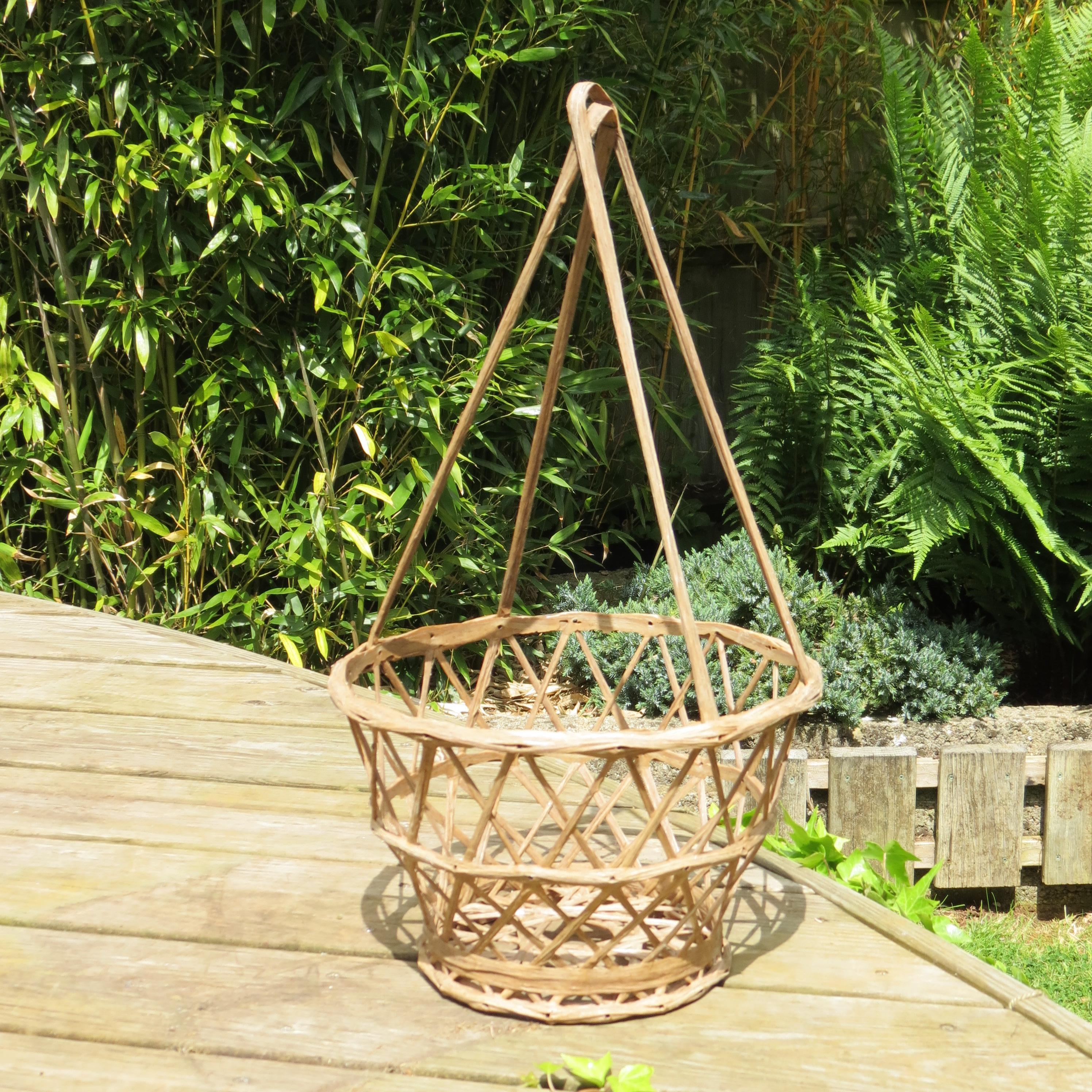 Mid-20th Century Pair of Rare 1960s Russell Woodard Fibreglass Hanging Plant Holder Basket