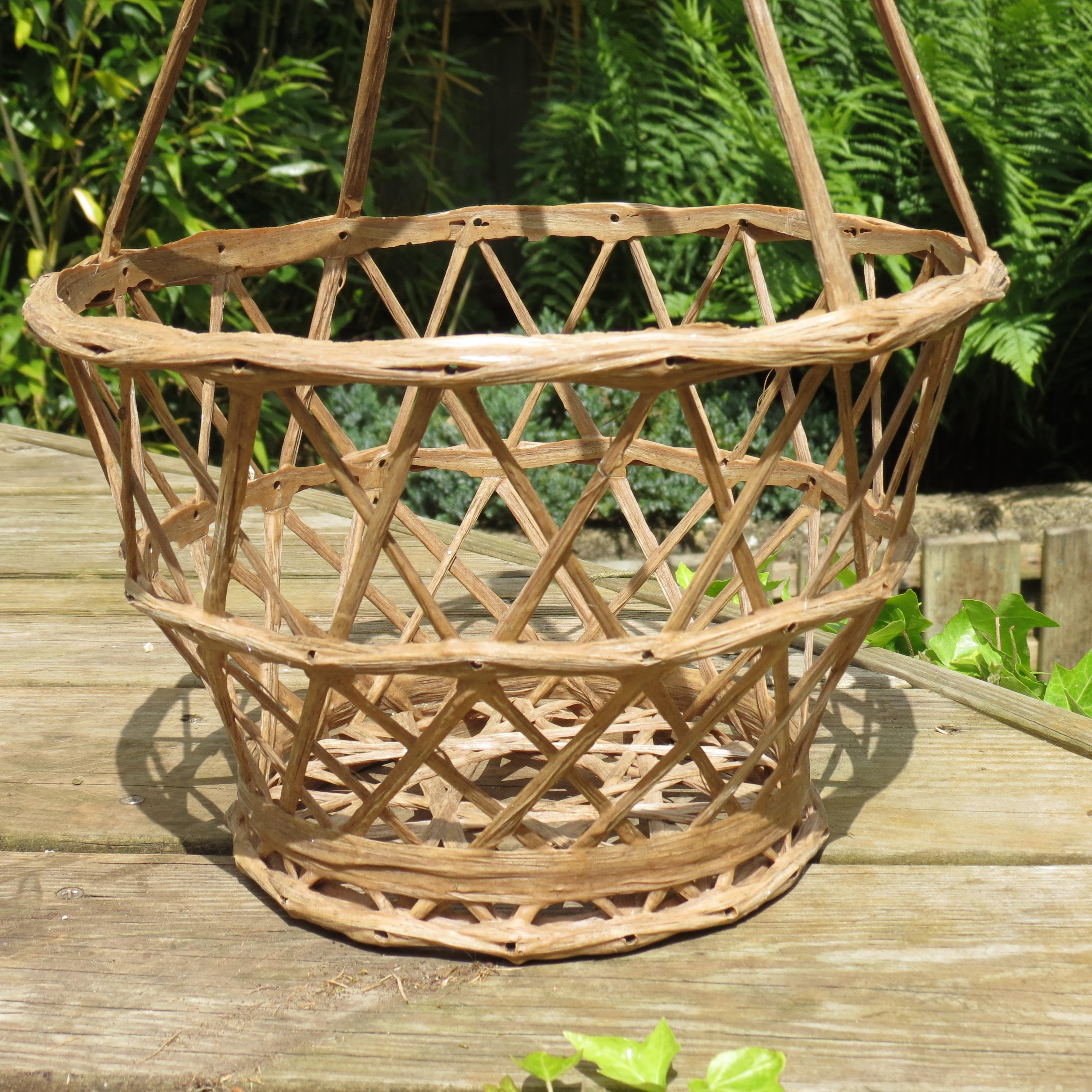 Pair of Rare 1960s Russell Woodard Fibreglass Hanging Plant Holder Basket 1