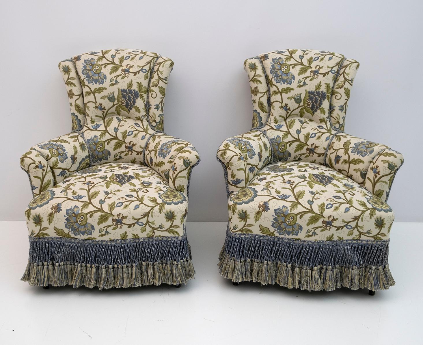 Pair of 19th century armchairs, Napoleon III period. The armchairs have been restored and the upholstery has been replaced with a beautiful Italian Brocade. France, 1870.