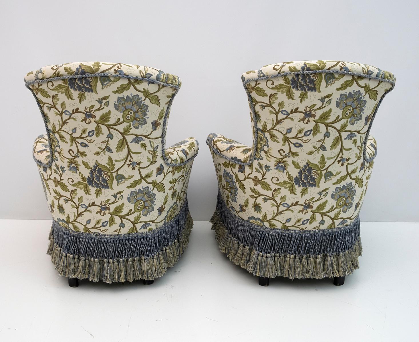 Pair of Rare 19th Century Napoleon III Brocade Armchairs In Good Condition In Puglia, Puglia