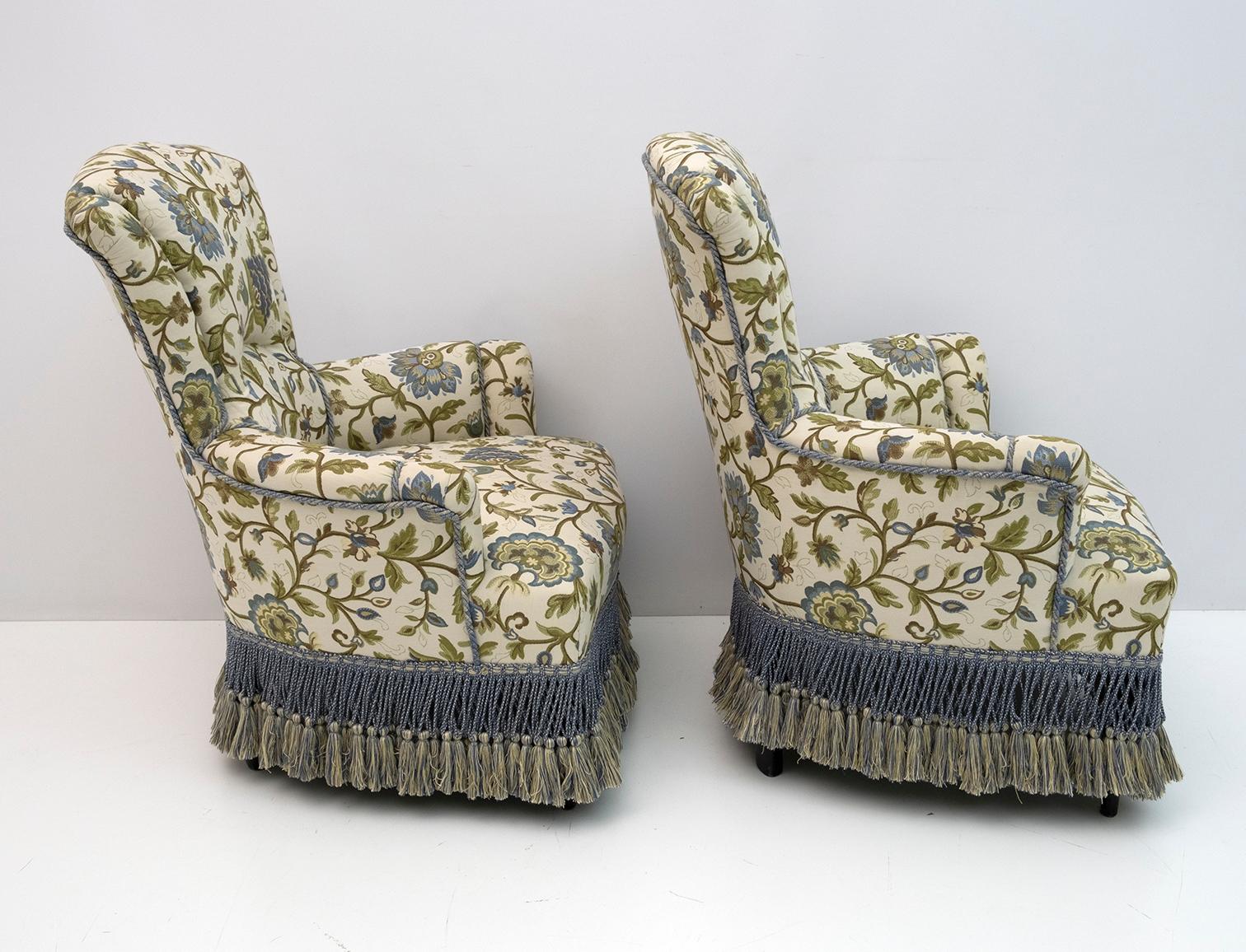 Fin du XIXe siècle Paire de rares fauteuils Napoléon III en brocart du 19ème siècle en vente