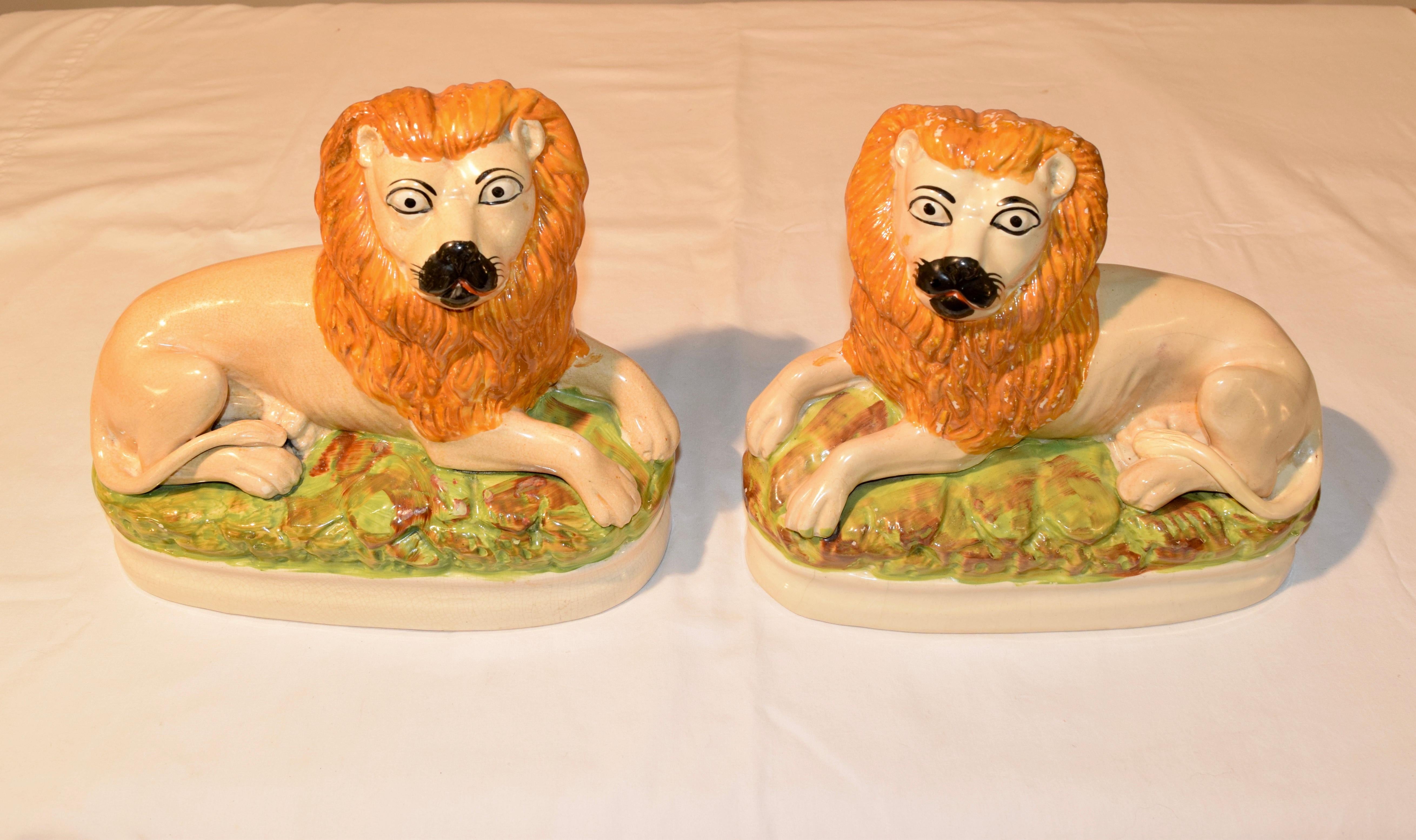 Pair of Rare 19th Century Staffordshire Lions For Sale 3