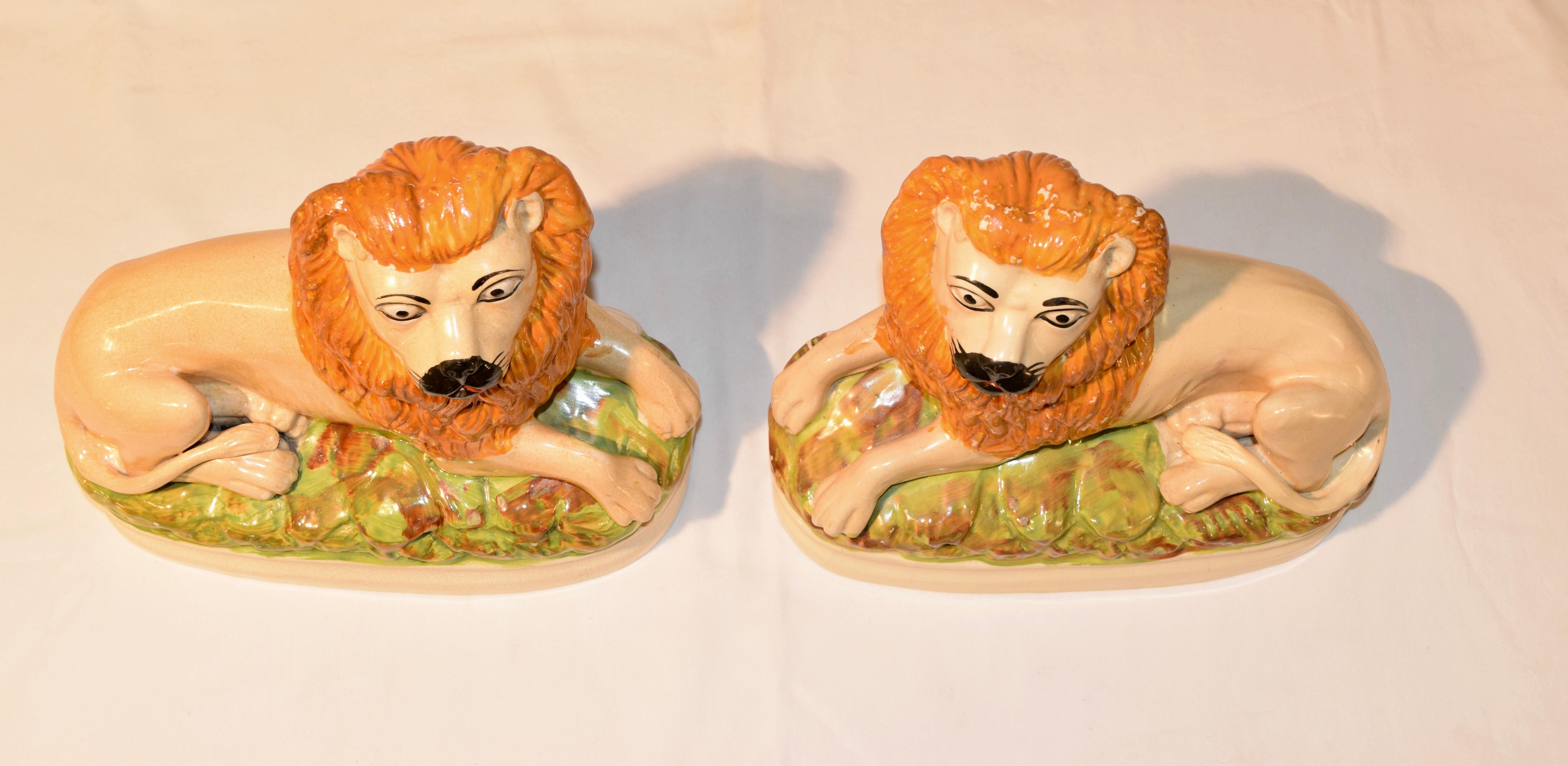Pair of Rare 19th Century Staffordshire Lions For Sale 4