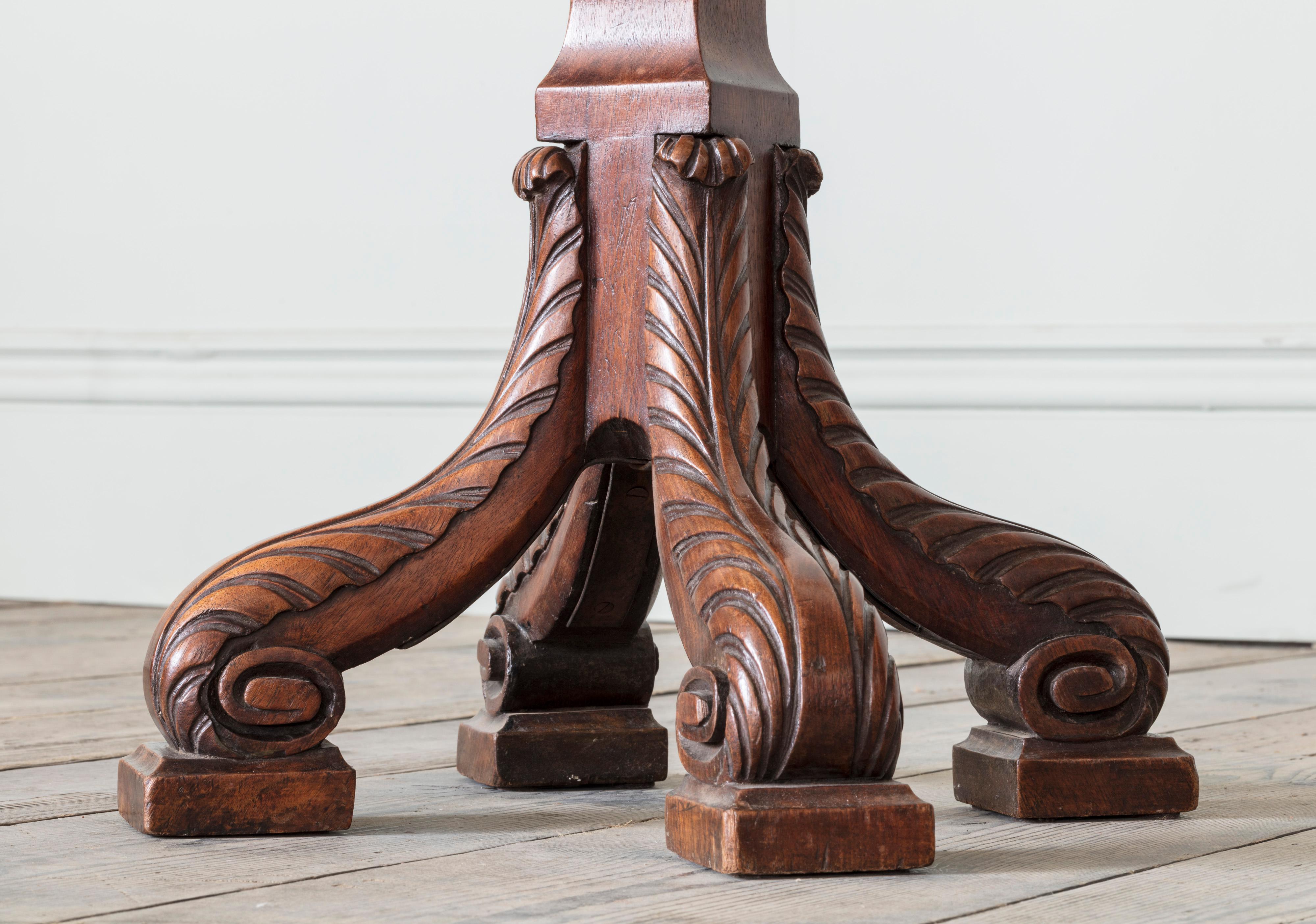 18th Century and Earlier Pair of Rare and Important George II Carved Mahogany Torchères, 18th Century For Sale
