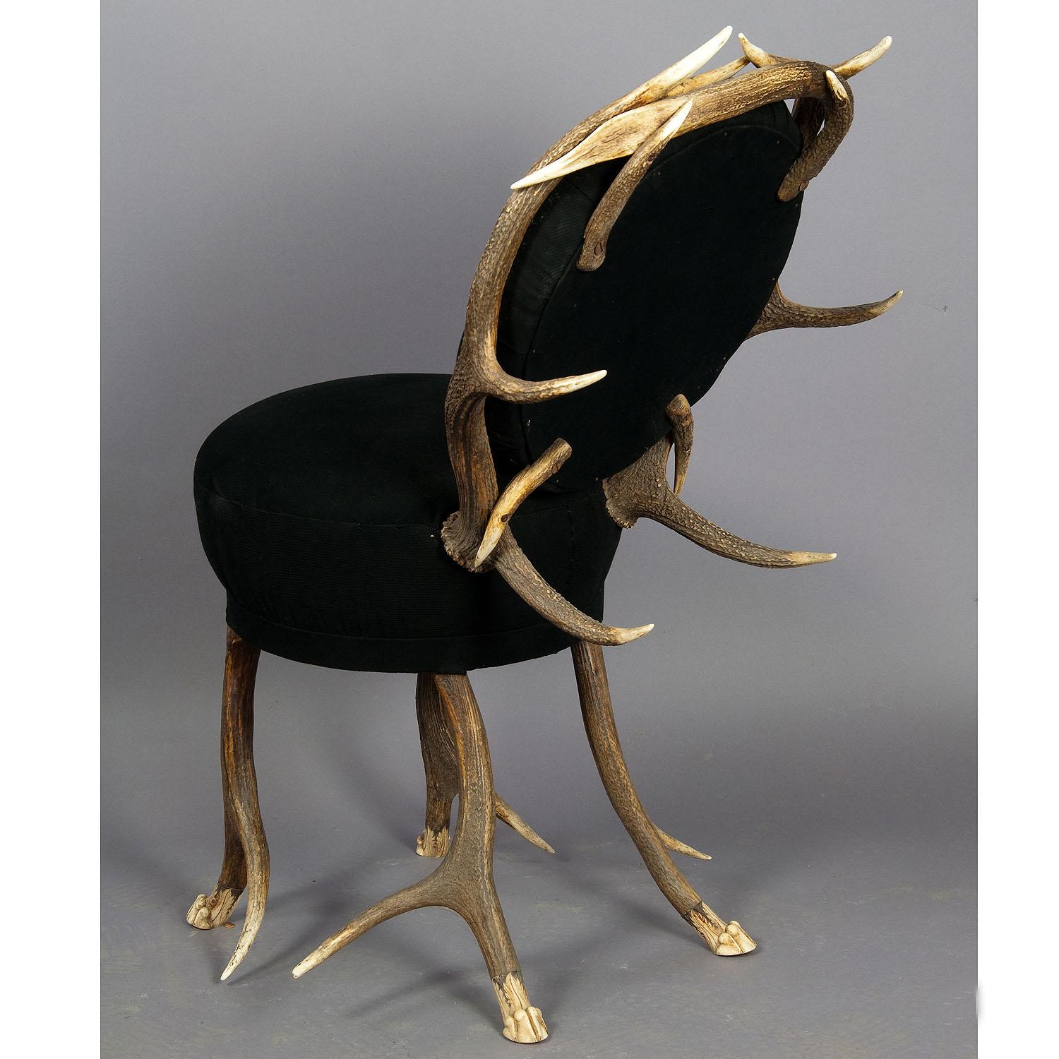 Pair of rare Antler Parlor Chairs, France ca. 1860 In Good Condition For Sale In Berghuelen, DE