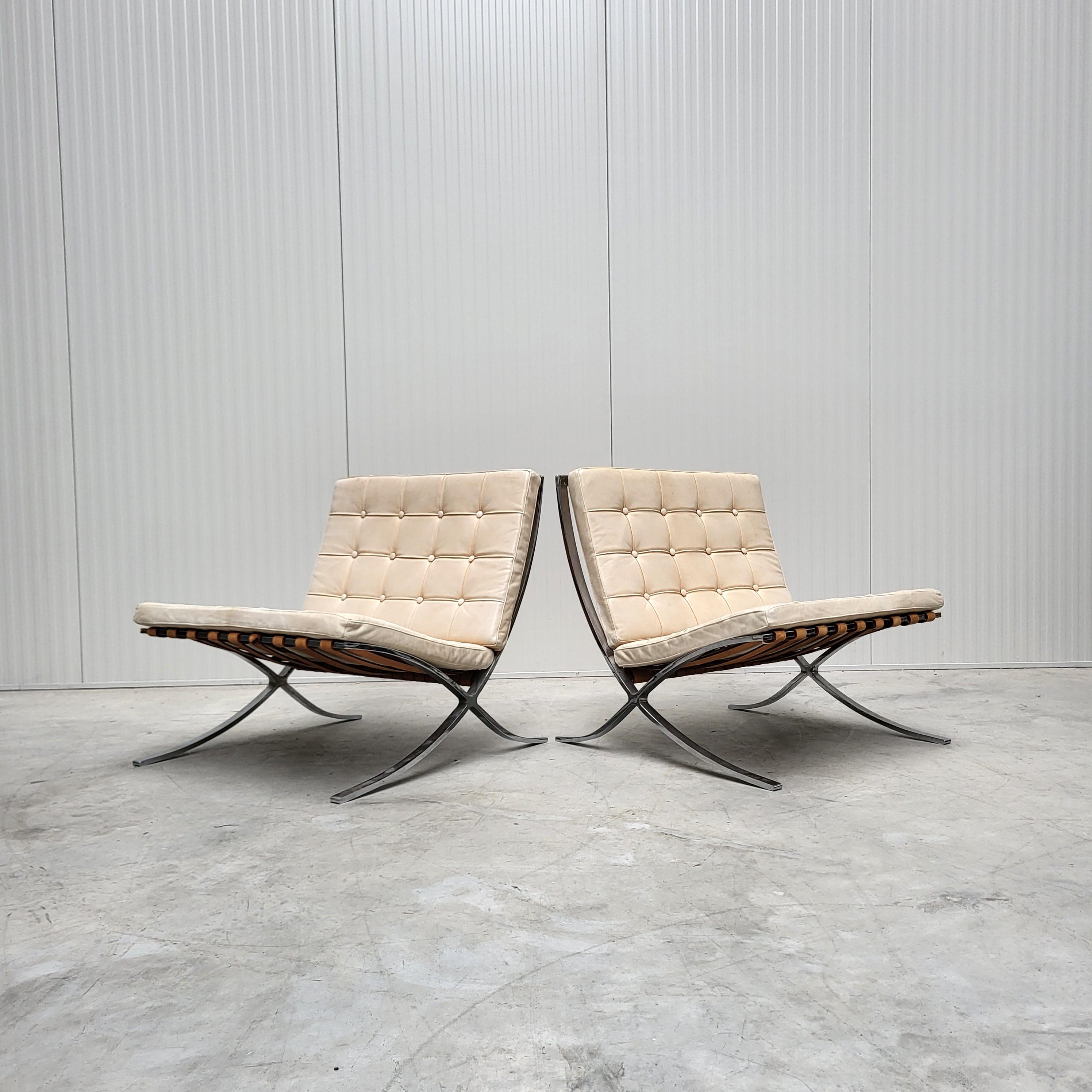 Pareja de raras sillas Barcelona de Mies Van Der Rohe por Stiegler Knoll años 50 en venta 2