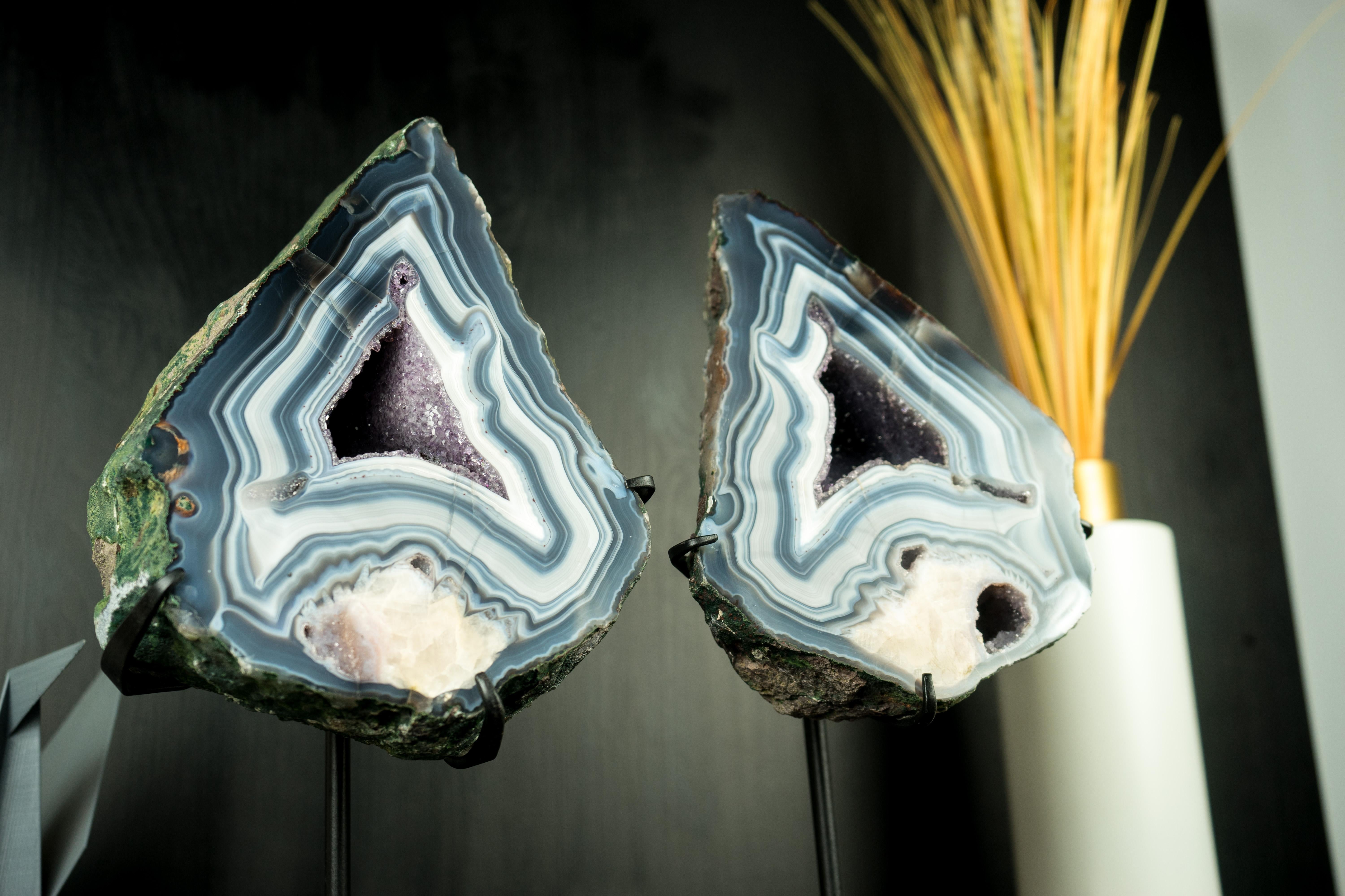 Pair of Rare Blue Lace Agate Geodes, Gallery-Grade with Calcite Flower Inclusion For Sale 6