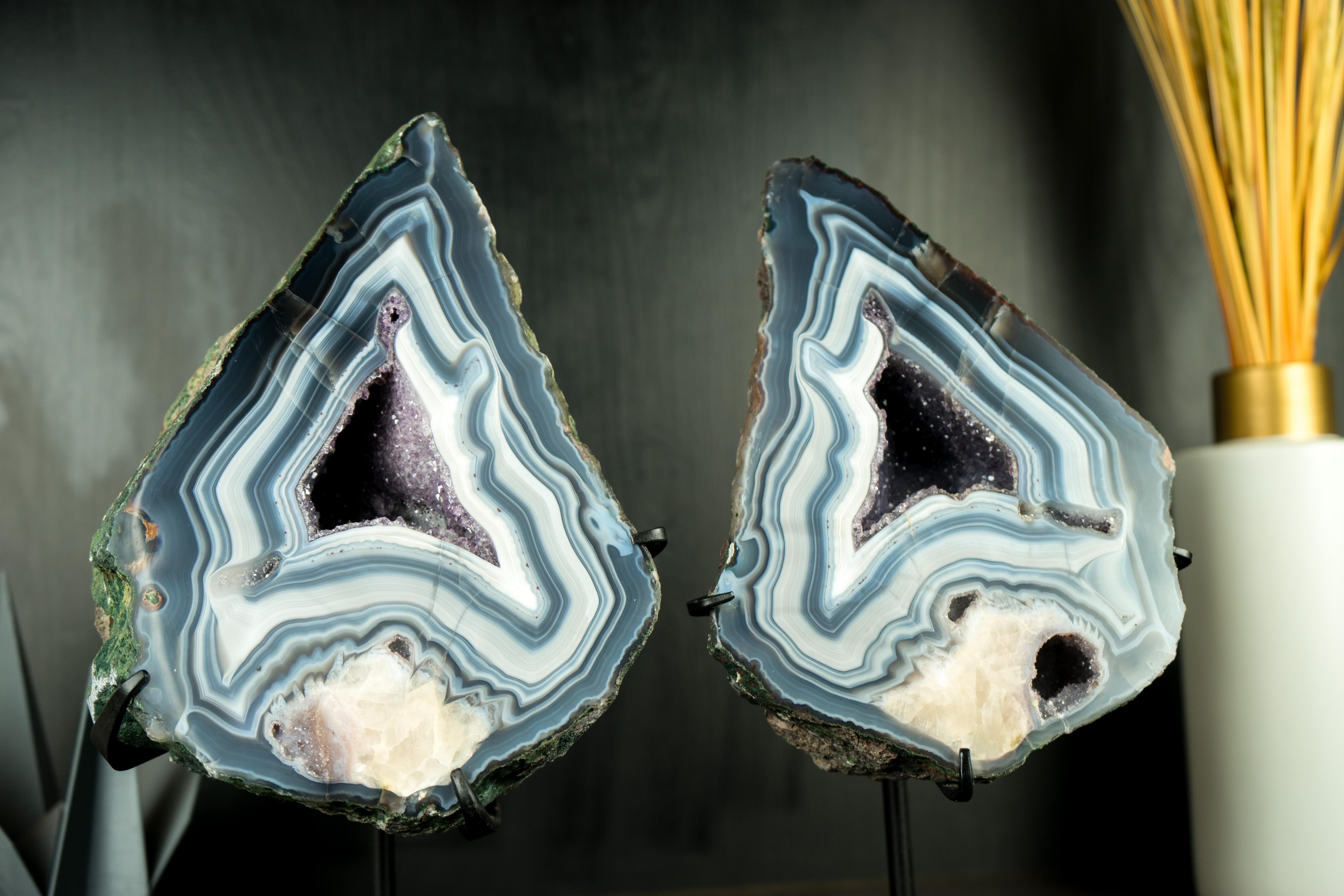 Pair of Rare Blue Lace Agate Geodes, Gallery-Grade with Calcite Flower Inclusion For Sale 7