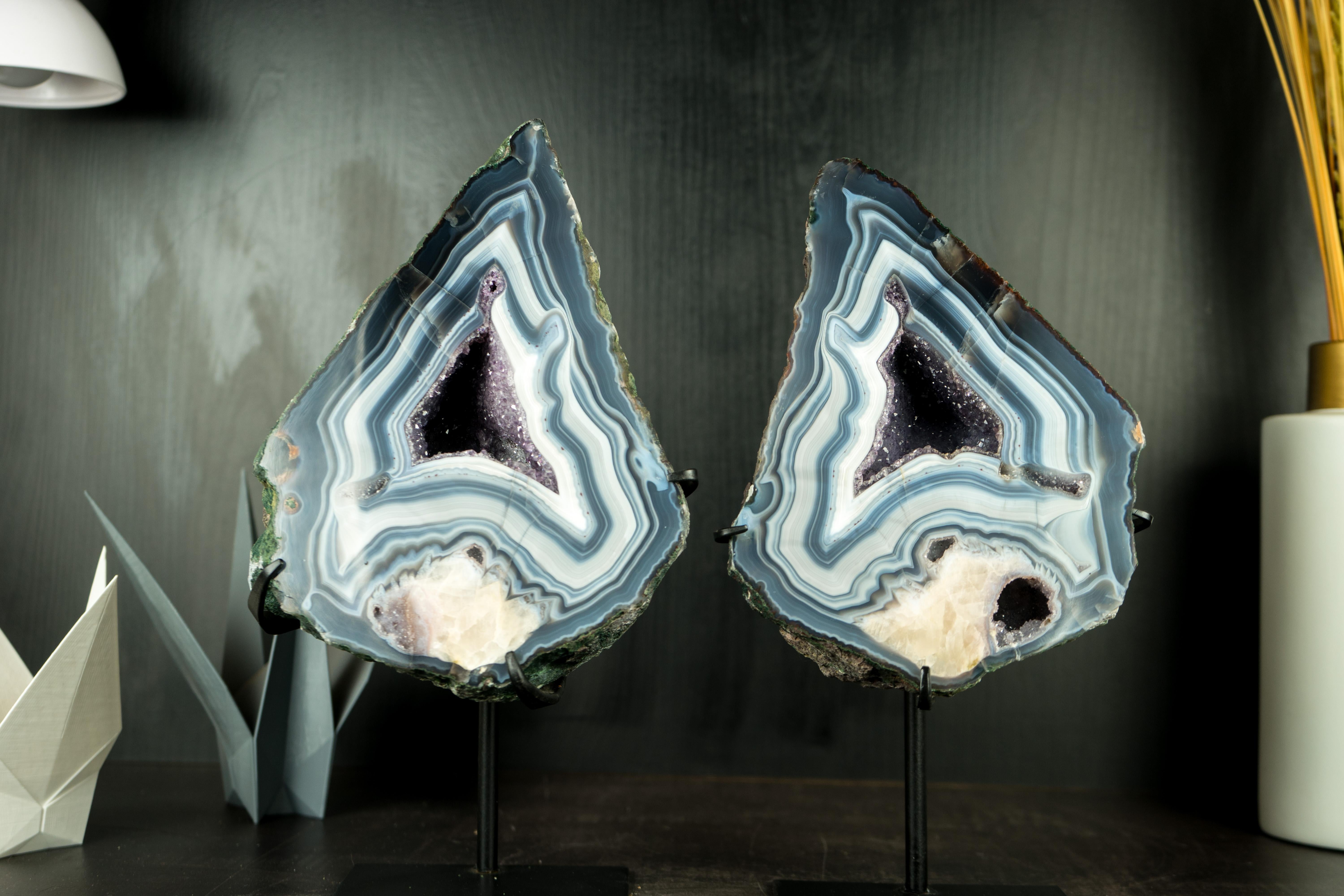 Pair of Rare Blue Lace Agate Geodes, Gallery-Grade with Calcite Flower Inclusion For Sale 8