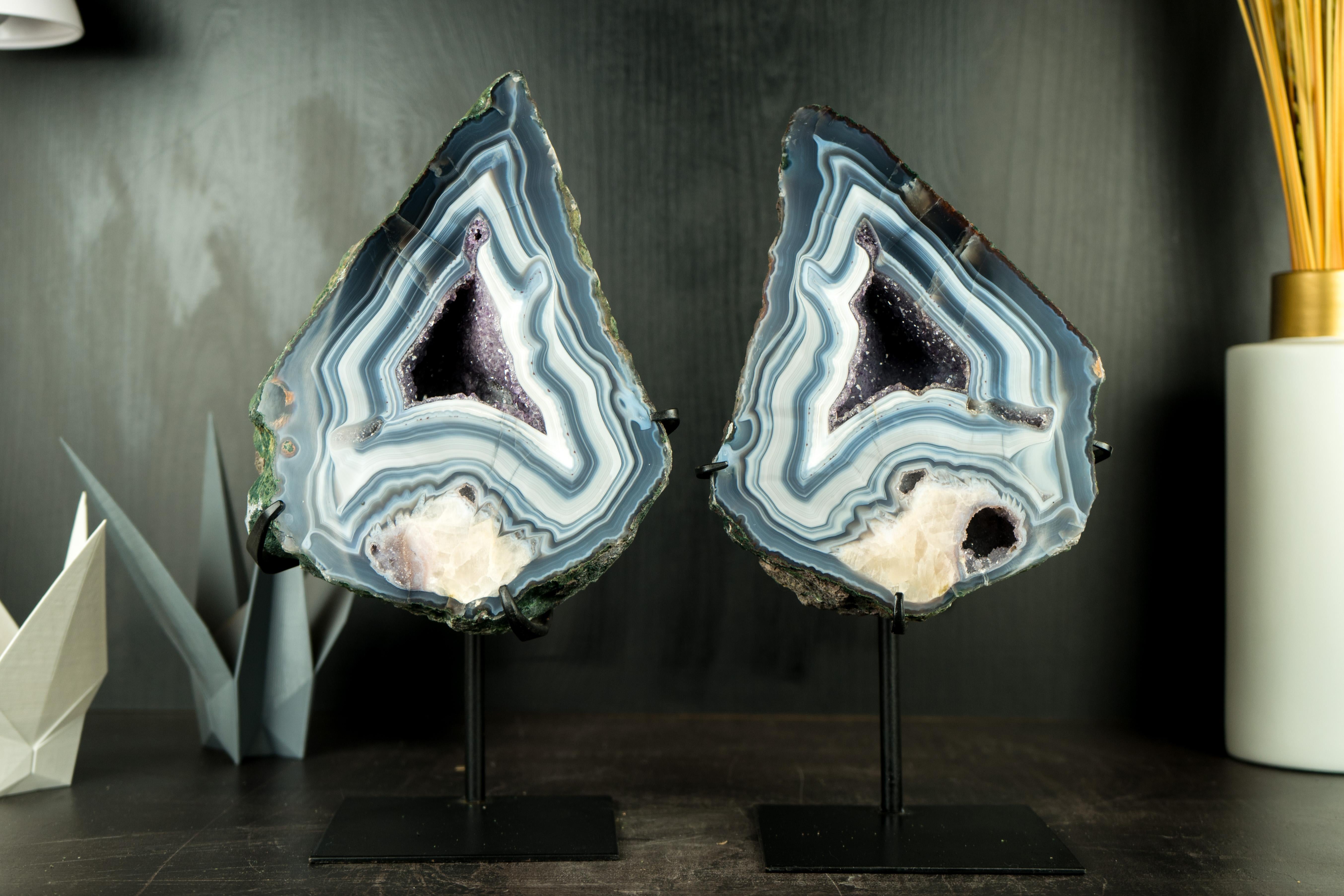 Pair of Rare Blue Lace Agate Geodes, Gallery-Grade with Calcite Flower Inclusion For Sale 9