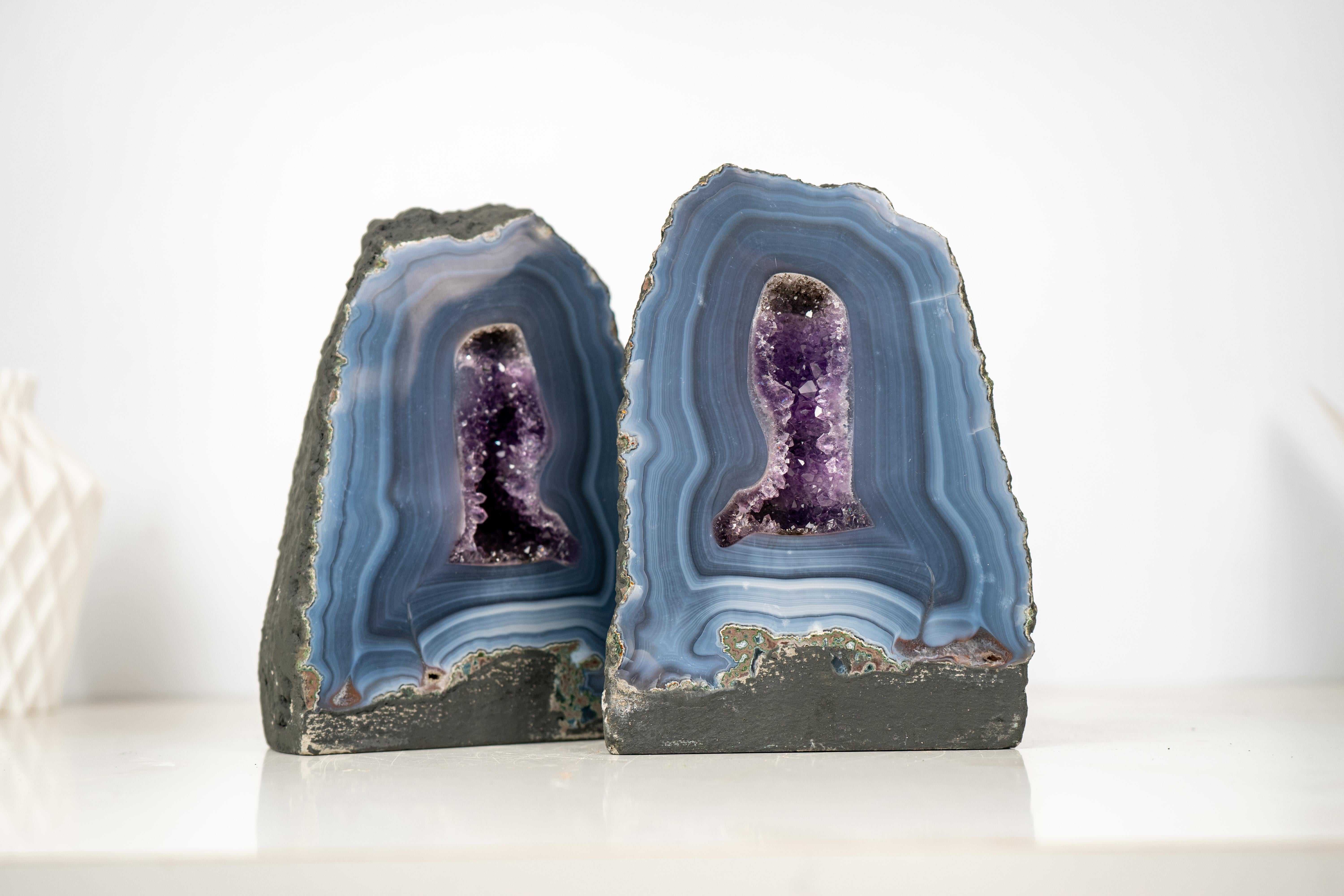 Pair of Rare Blue Lace Agate Geodes with Delicate Striped Pattern For Sale 2