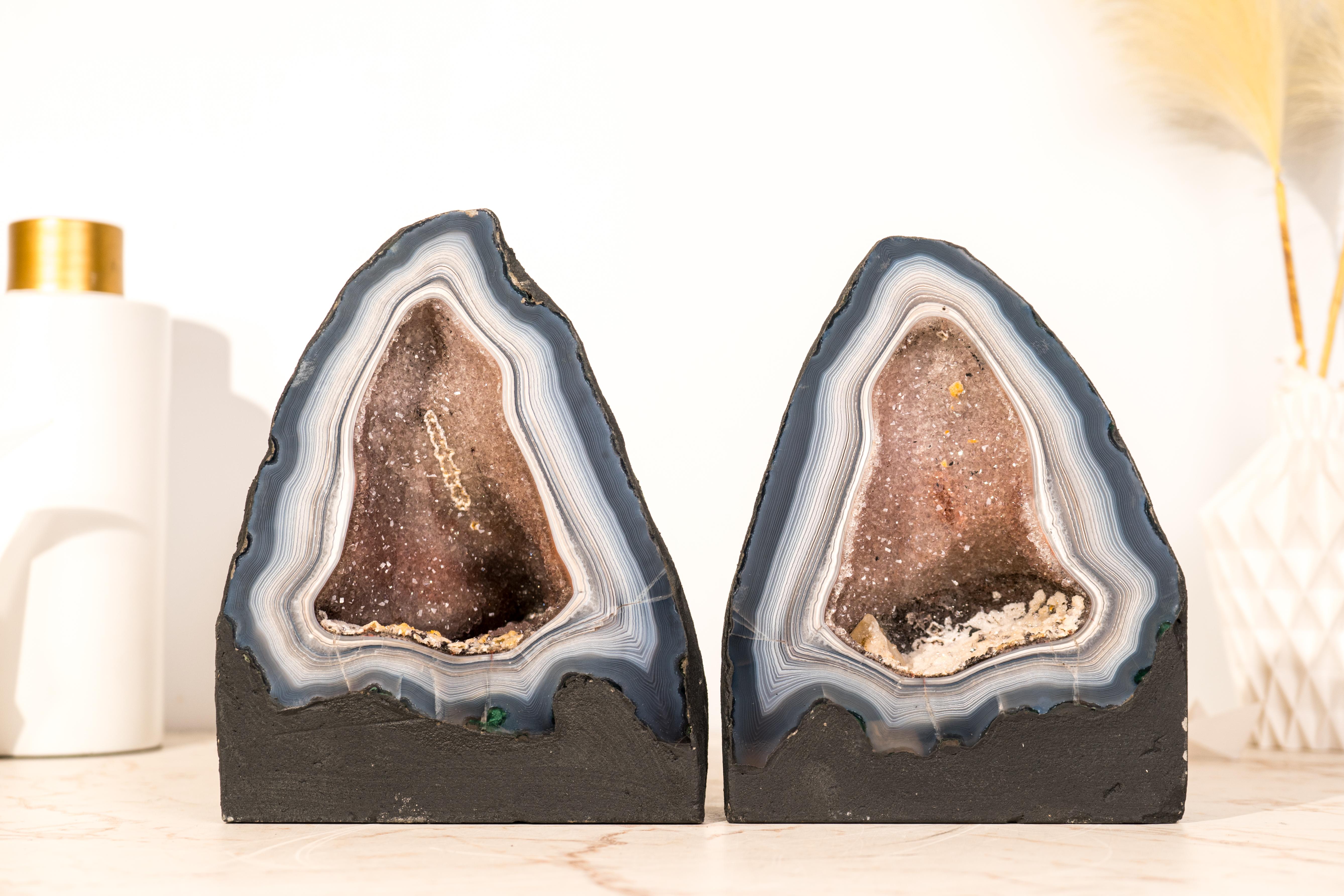 Pair of Rare Blue & White Lace Agate Geodes with Delicate Striped Pattern For Sale 4
