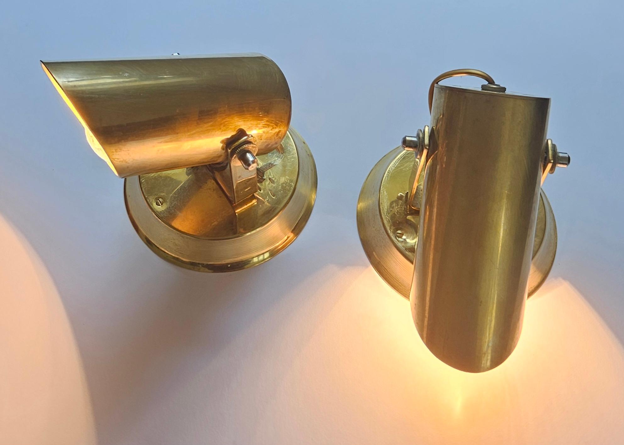 Paar seltene verstellbare Wandlampen aus Messing, Deutschland, 1960er Jahre (Moderne der Mitte des Jahrhunderts) im Angebot