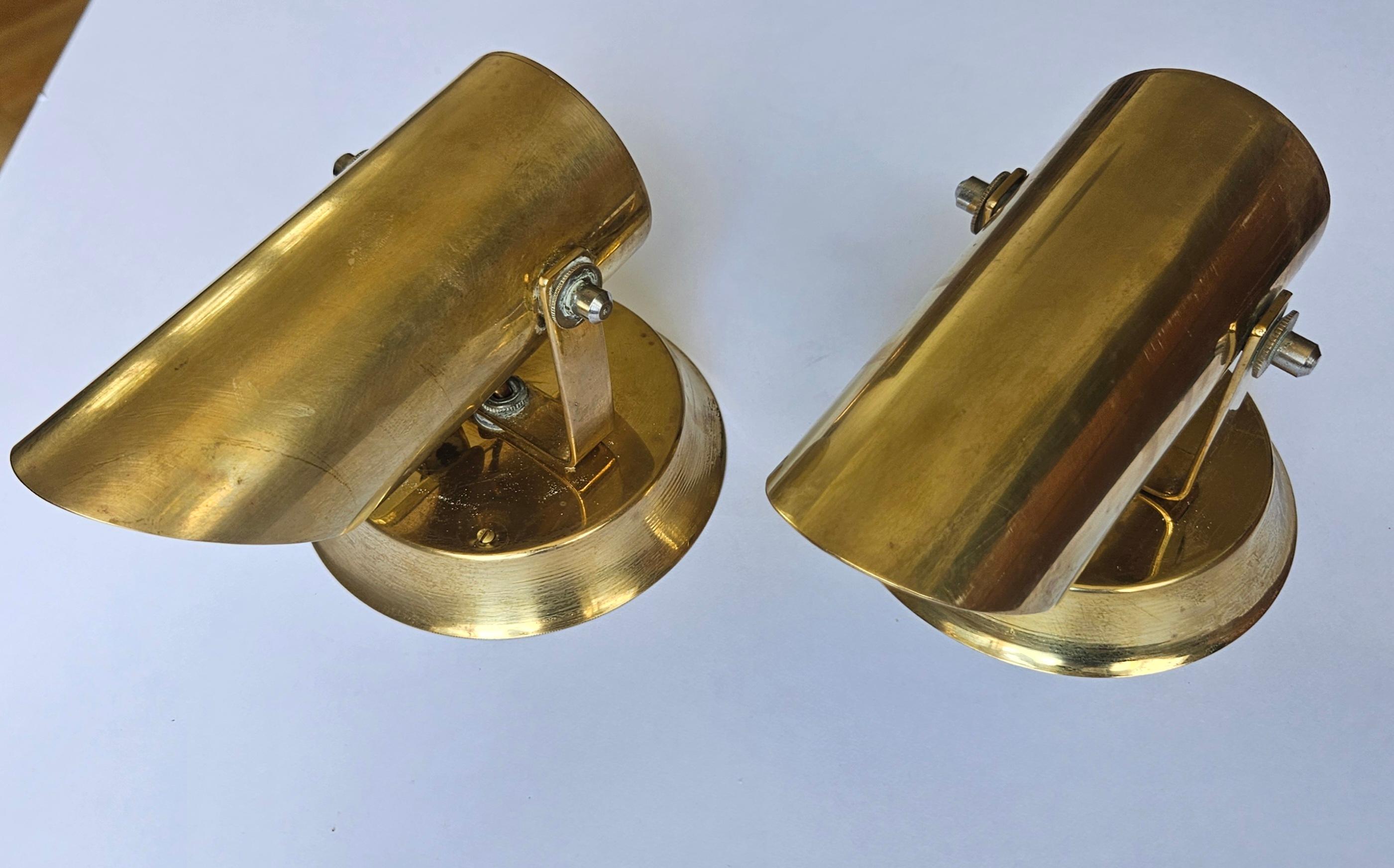 Paar seltene verstellbare Wandlampen aus Messing, Deutschland, 1960er Jahre im Angebot 1