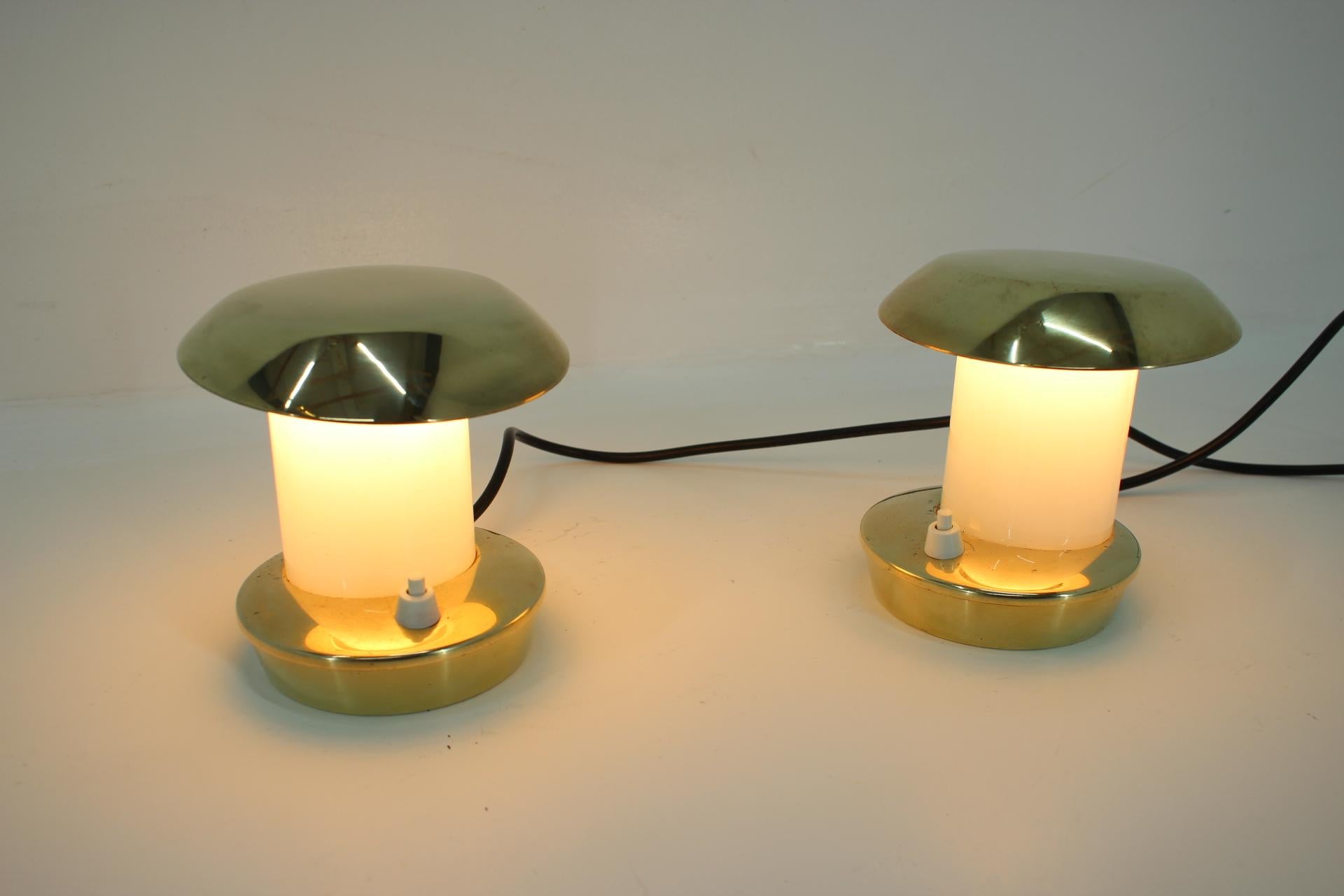 Pair of Rare Brass Glass Bauhaus Table Lamps, 1930s For Sale 1