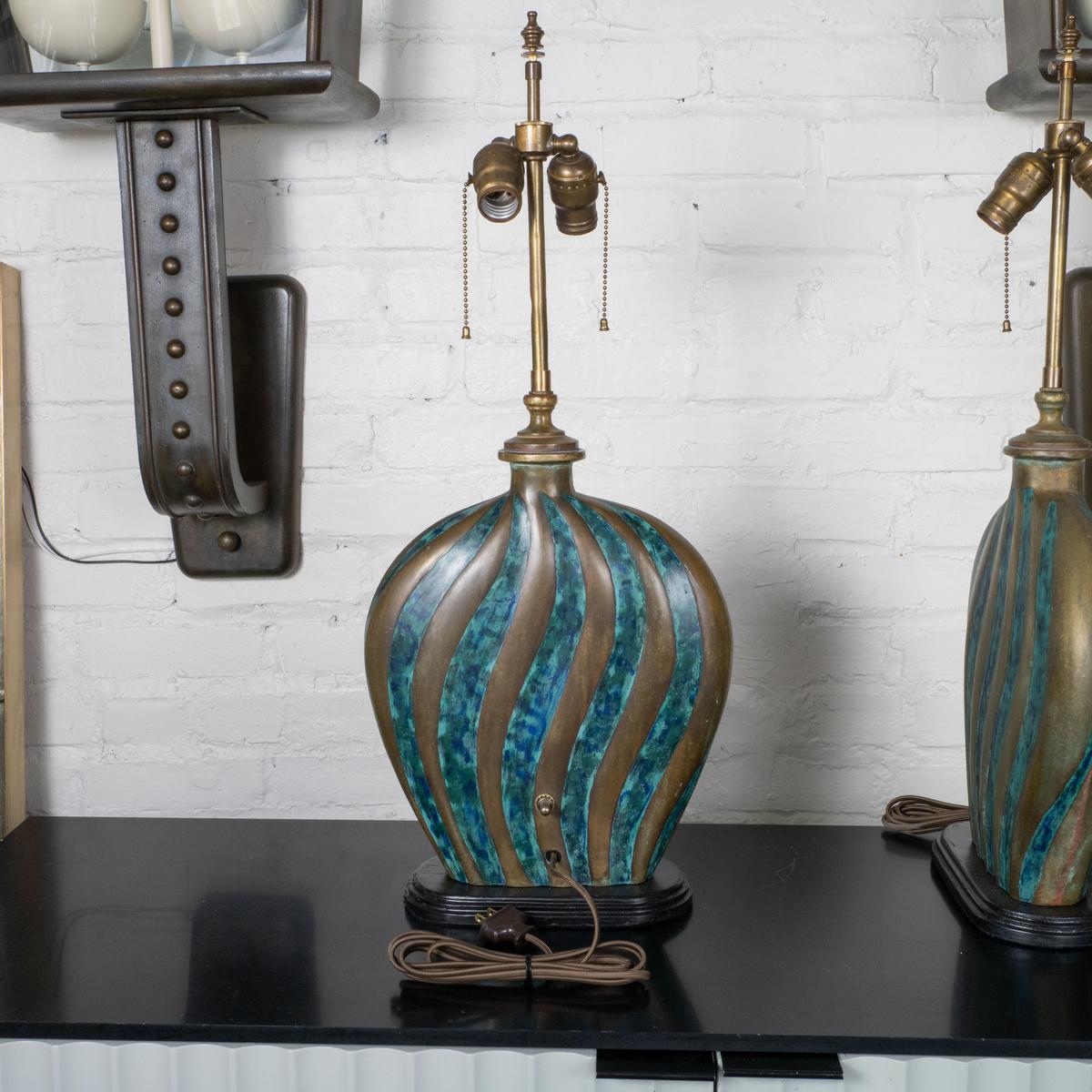 Paar seltene Bronze-Tischlampen von Pepe Mendoza (Mexikanisch) im Angebot