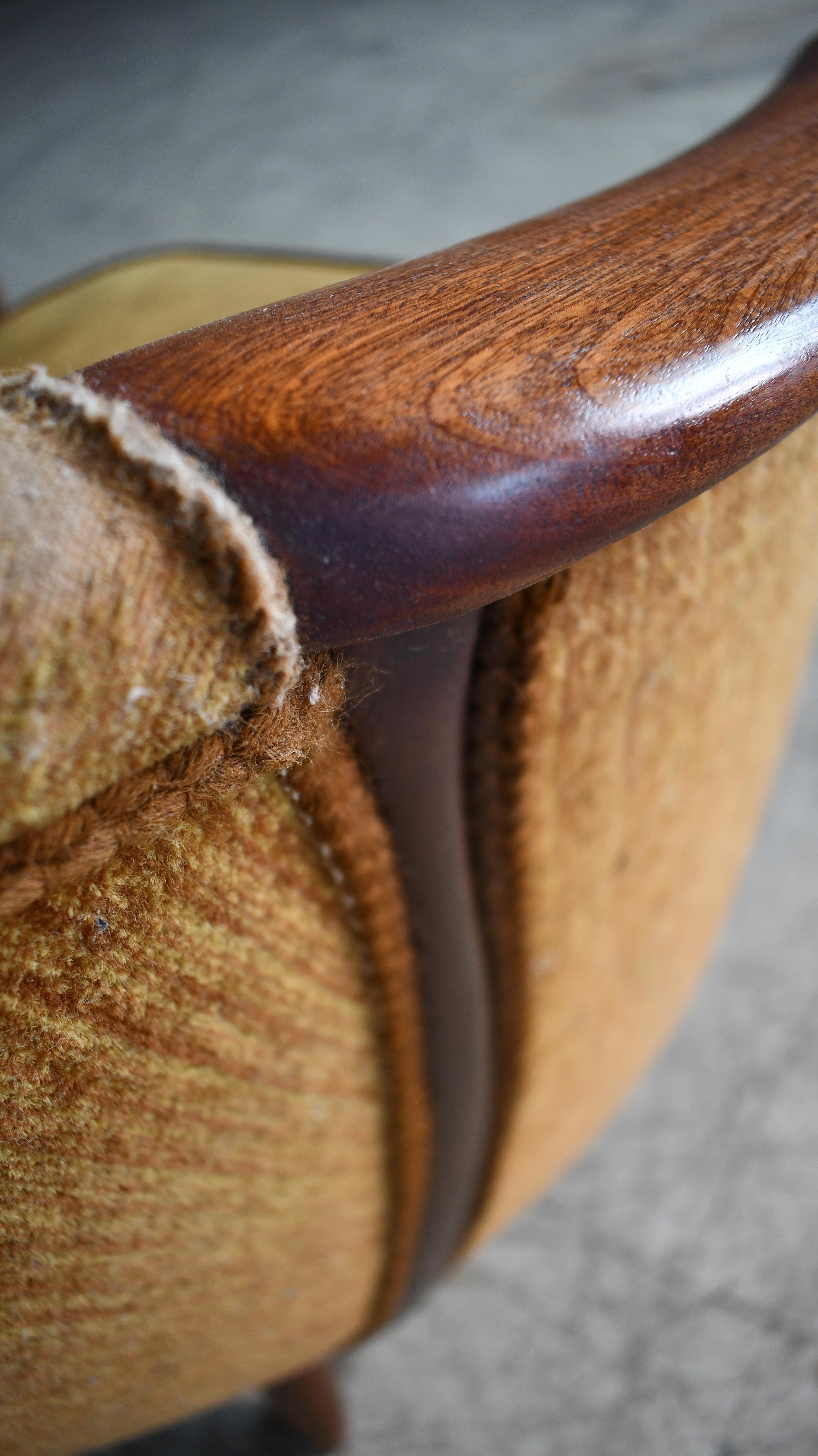 Paire de chaises danoises rares de style baril des années 1950 avec accoudoirs en teck en vente 4