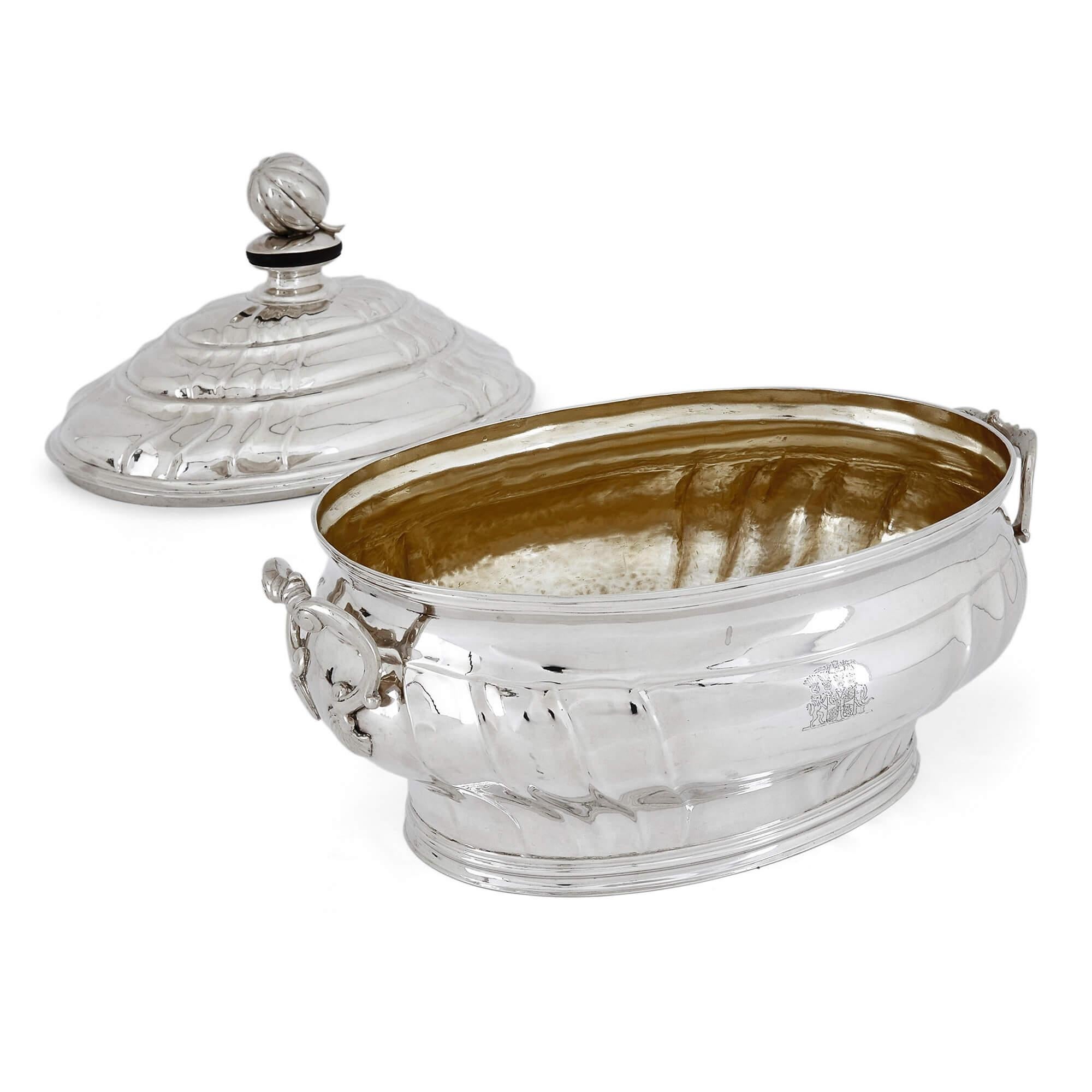 Pair of Rare Danish Eighteenth-Century Silver Soup Tureens with Trays For Sale 1