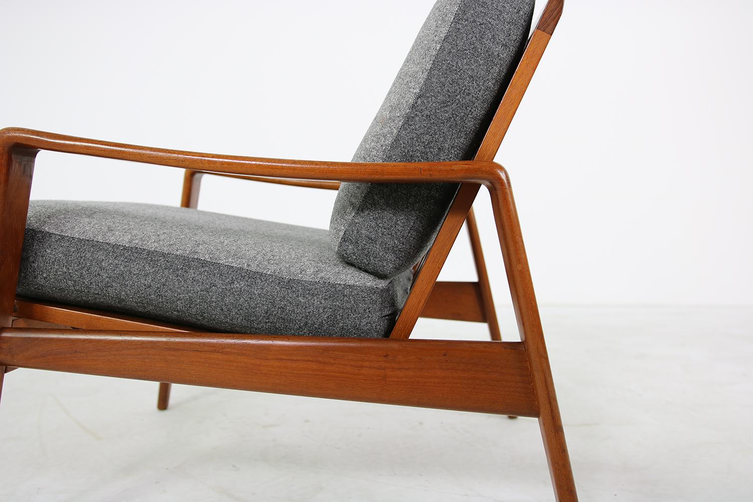 Pair of Rare Danish Modern 1960s Teak Lounge Easy Chairs by Arne Wahl Iversen 3