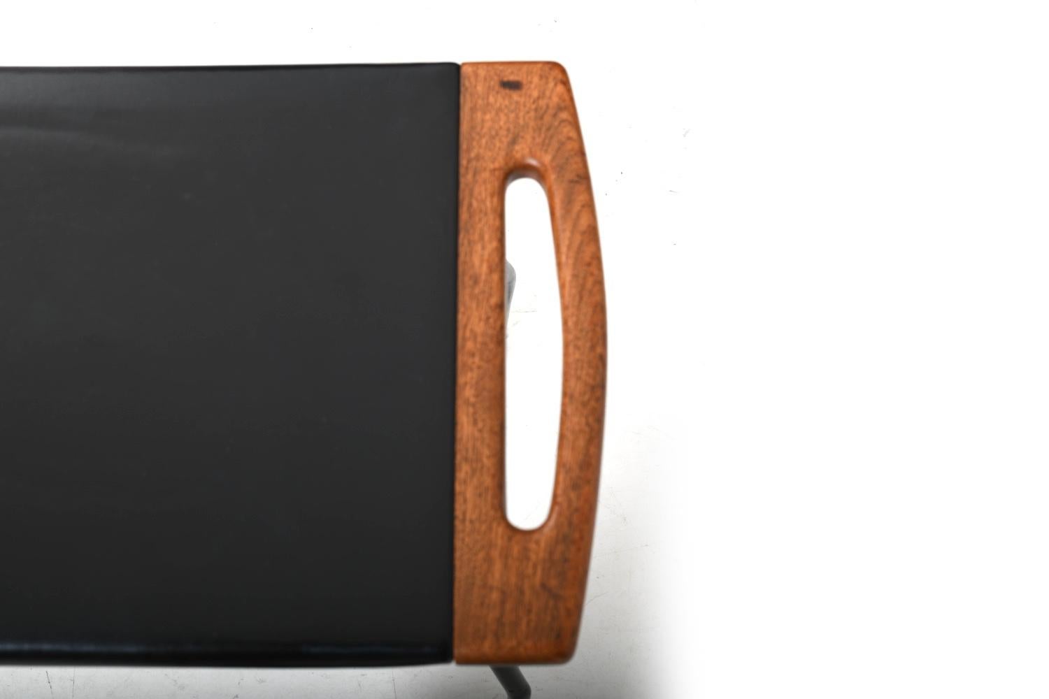 Paar seltene dänische Hocker in Teak und Leder 1950s im Angebot 5