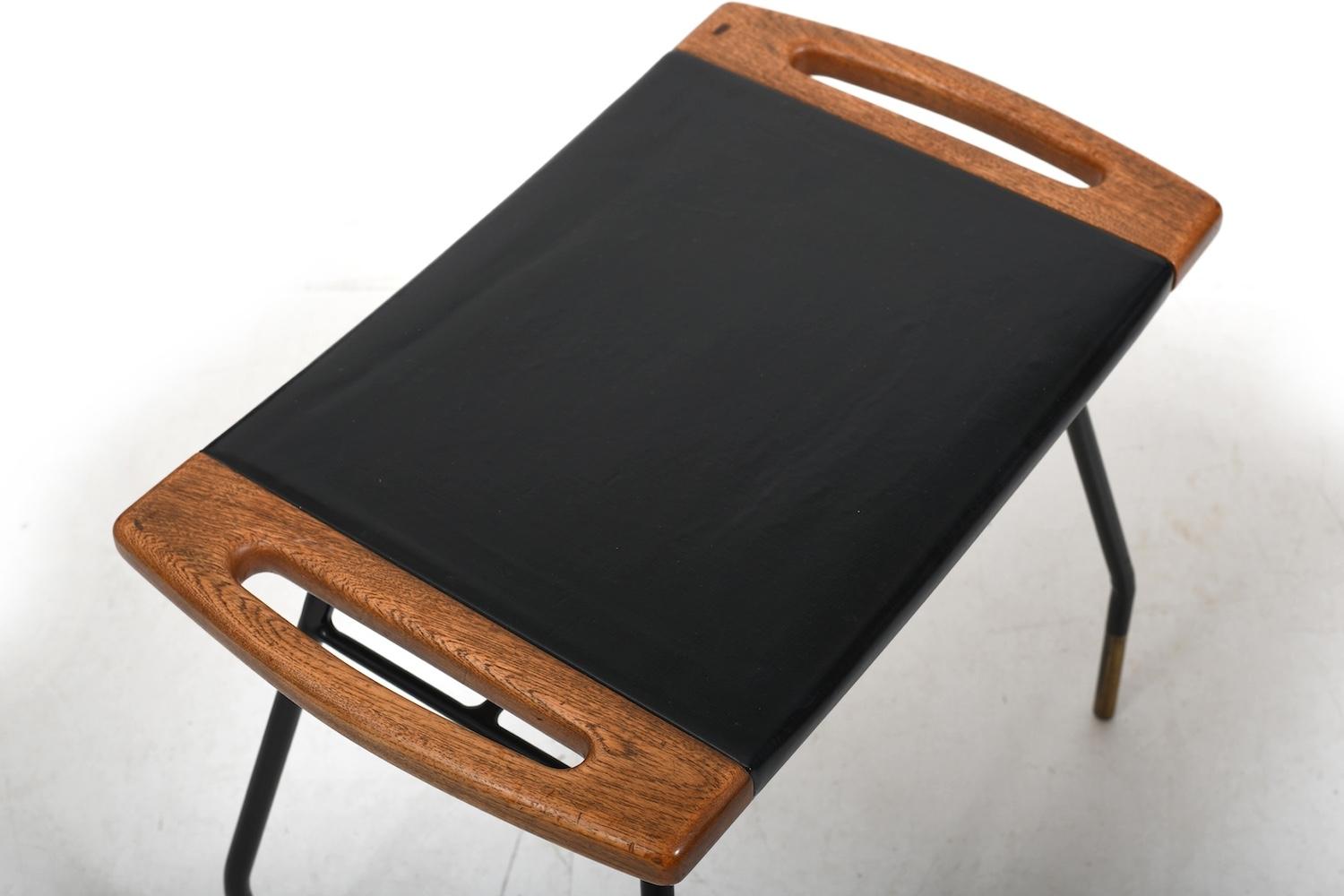 Paar seltene dänische Hocker in Teak und Leder 1950s (Skandinavische Moderne) im Angebot