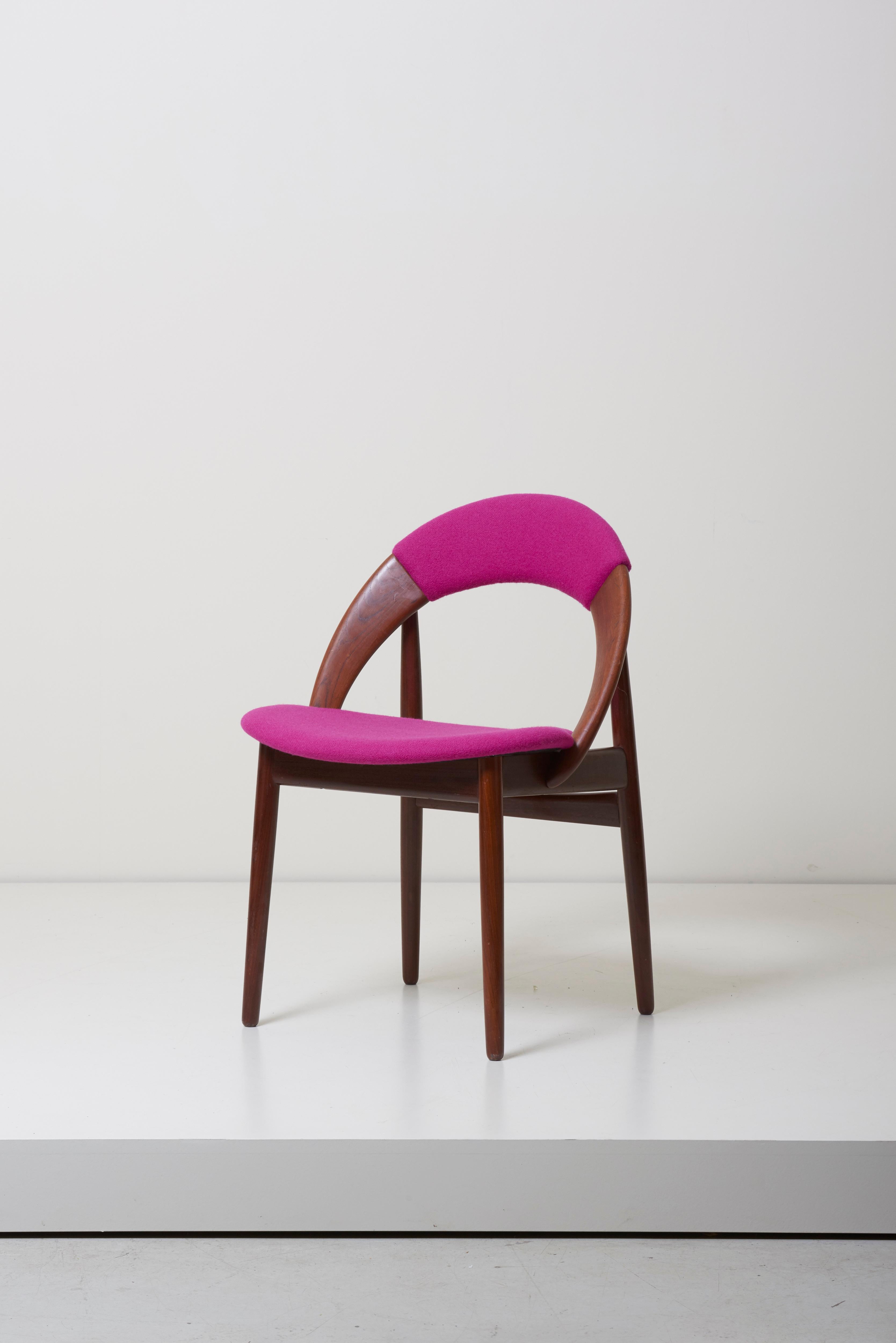 Danish Pair of Rare Dining Chairs in Teak by Arne Hovmand Olsen