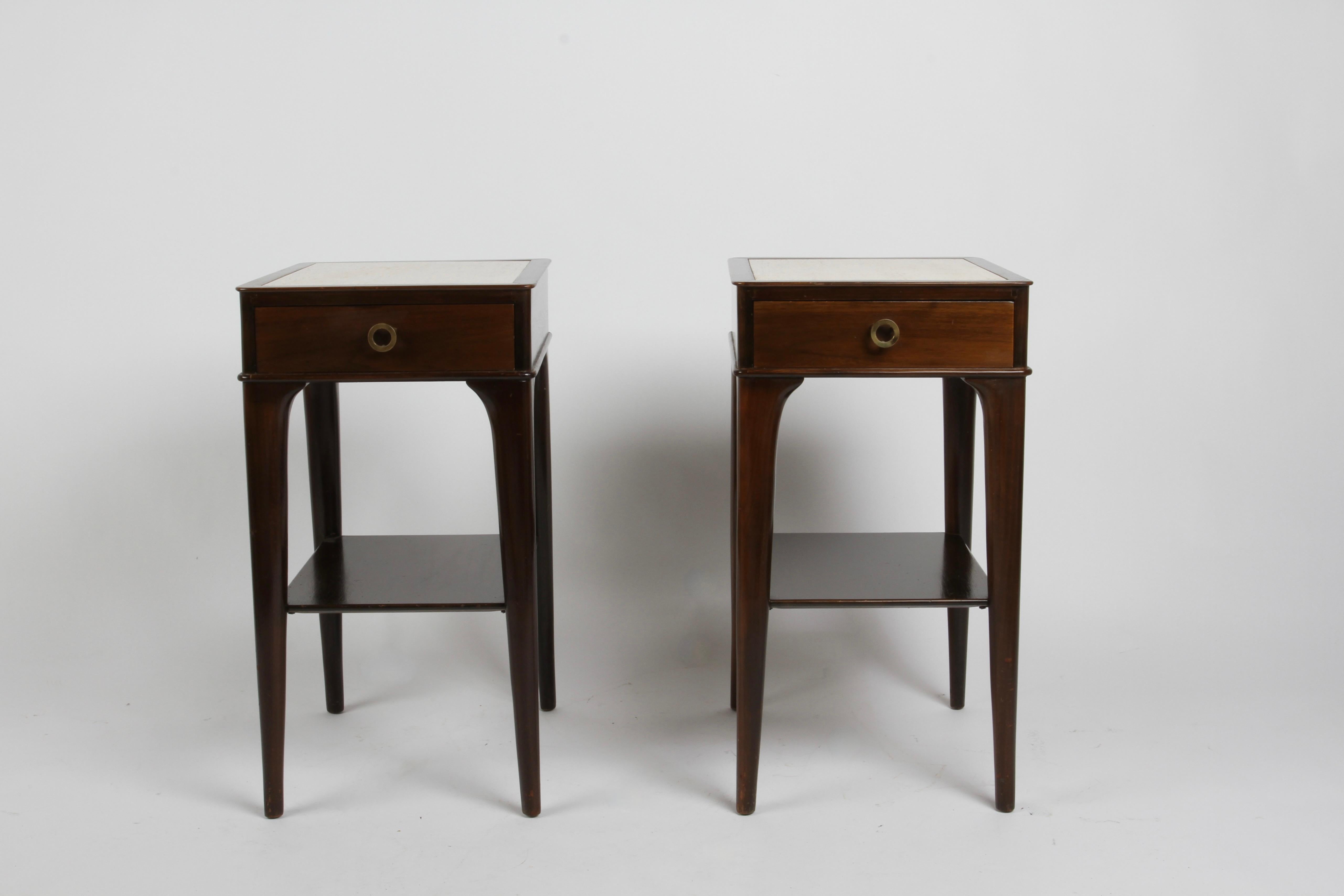 Pair of Rare Edward Wormley Dunbar for Modern Elegant Nightstands or End Tables  For Sale 4