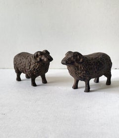 Pair of Rare German Art Deco Iron Sheep Sculptures Bookends Paperweights