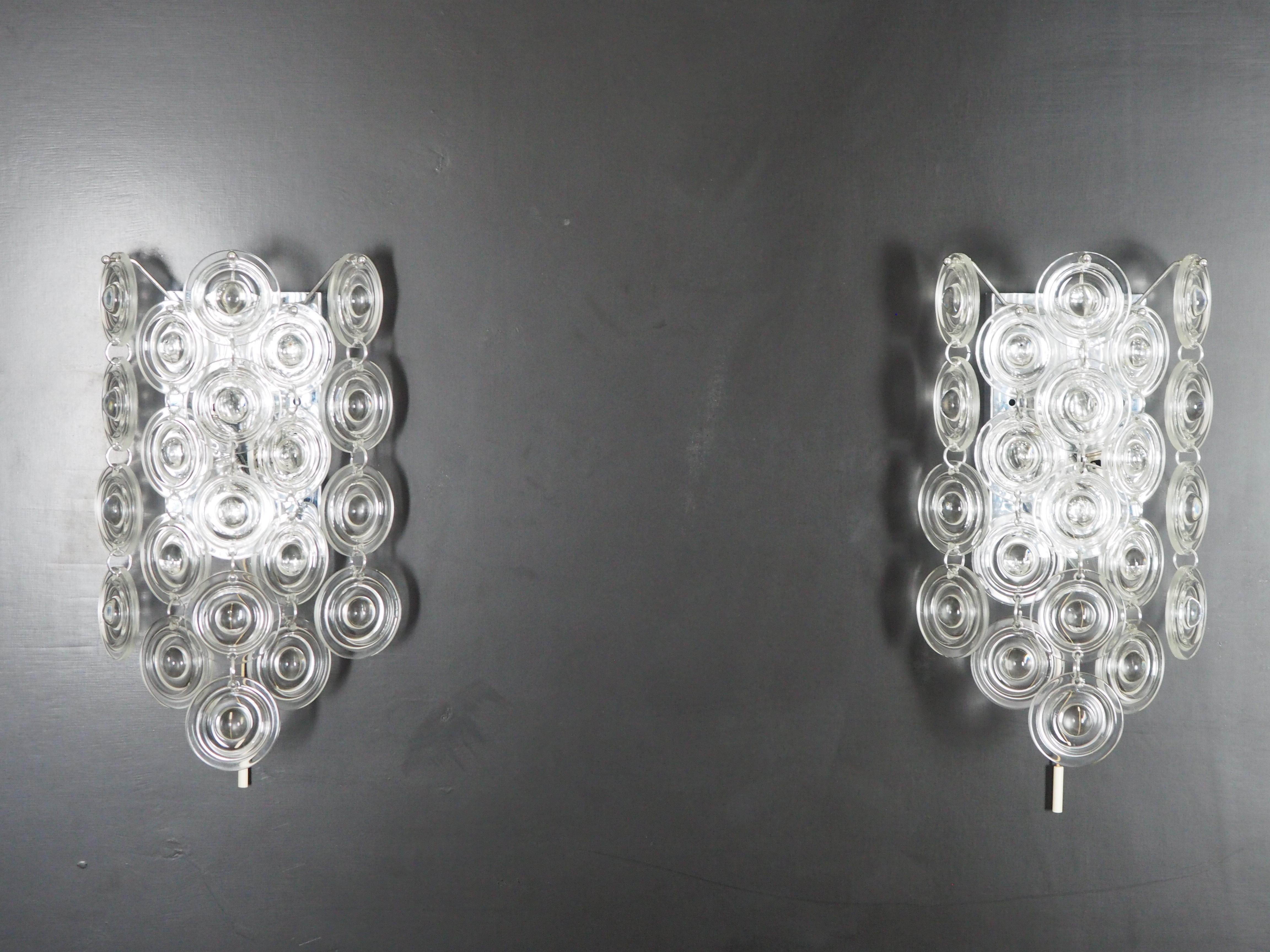 Pair of Rare Glass and Nickel Wall Sconces by Sciolari, Italy, circa 1970s For Sale 7