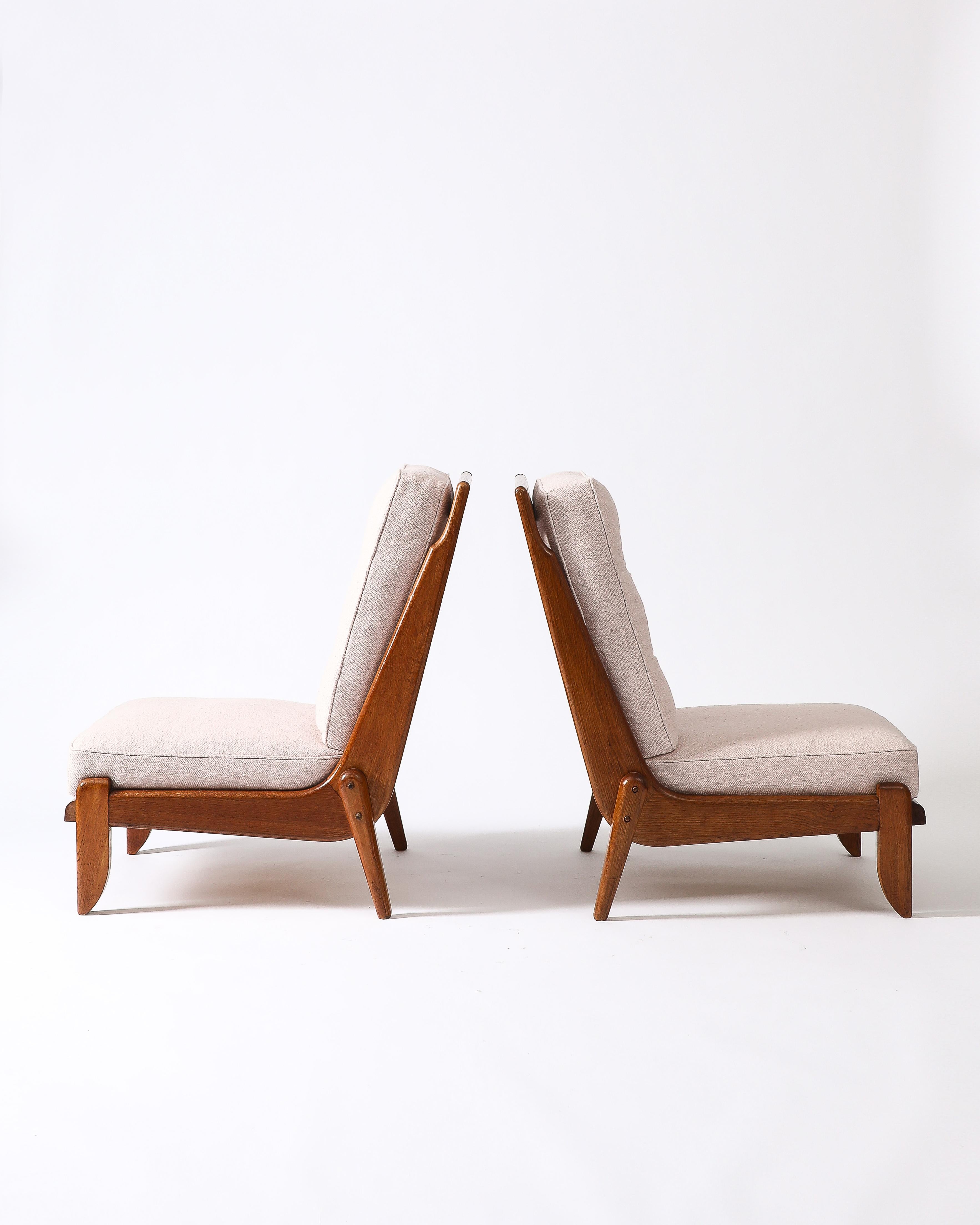 Pair of Rare Guillerme et Chambron Oak Lounge Chairs, France, c. 1960 In Excellent Condition In New York City, NY