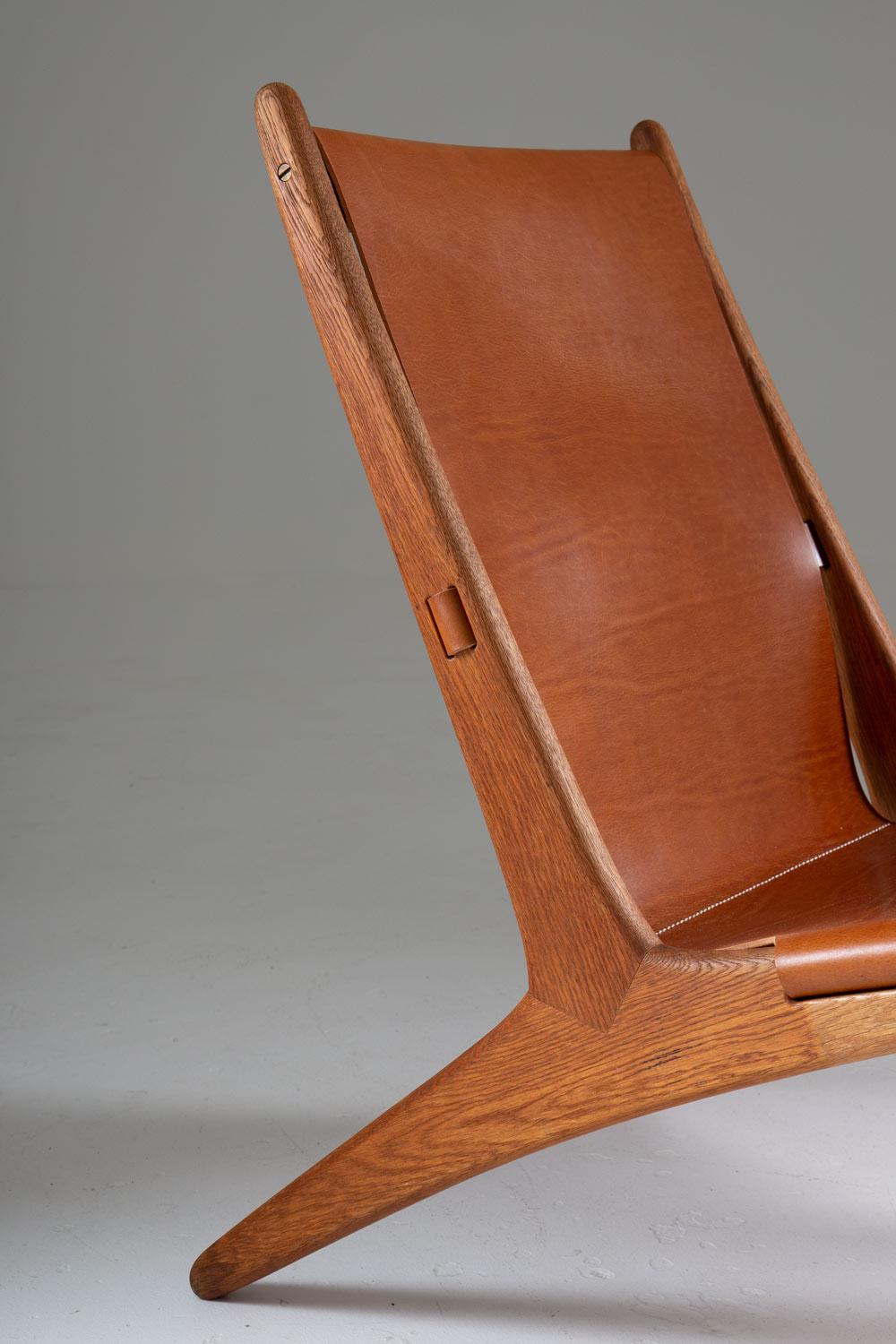 Cuir Paire de rares chaises de chasse 204 par Uno & sten Kristiansson pour Luxus, Suède en vente