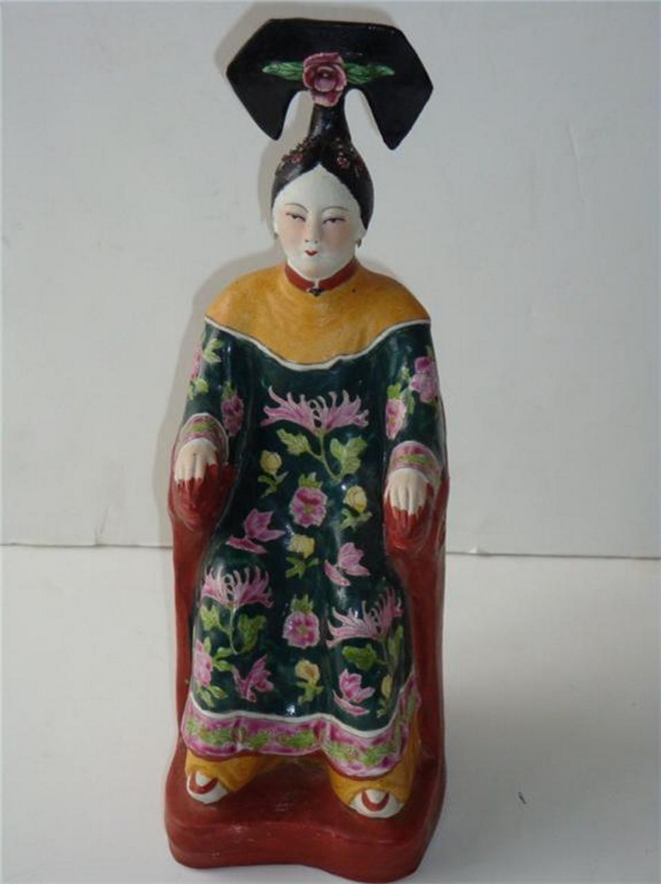 20th Century Pair of Rare Important Estate Emperor and Empress Chinese Porcelain Figures For Sale