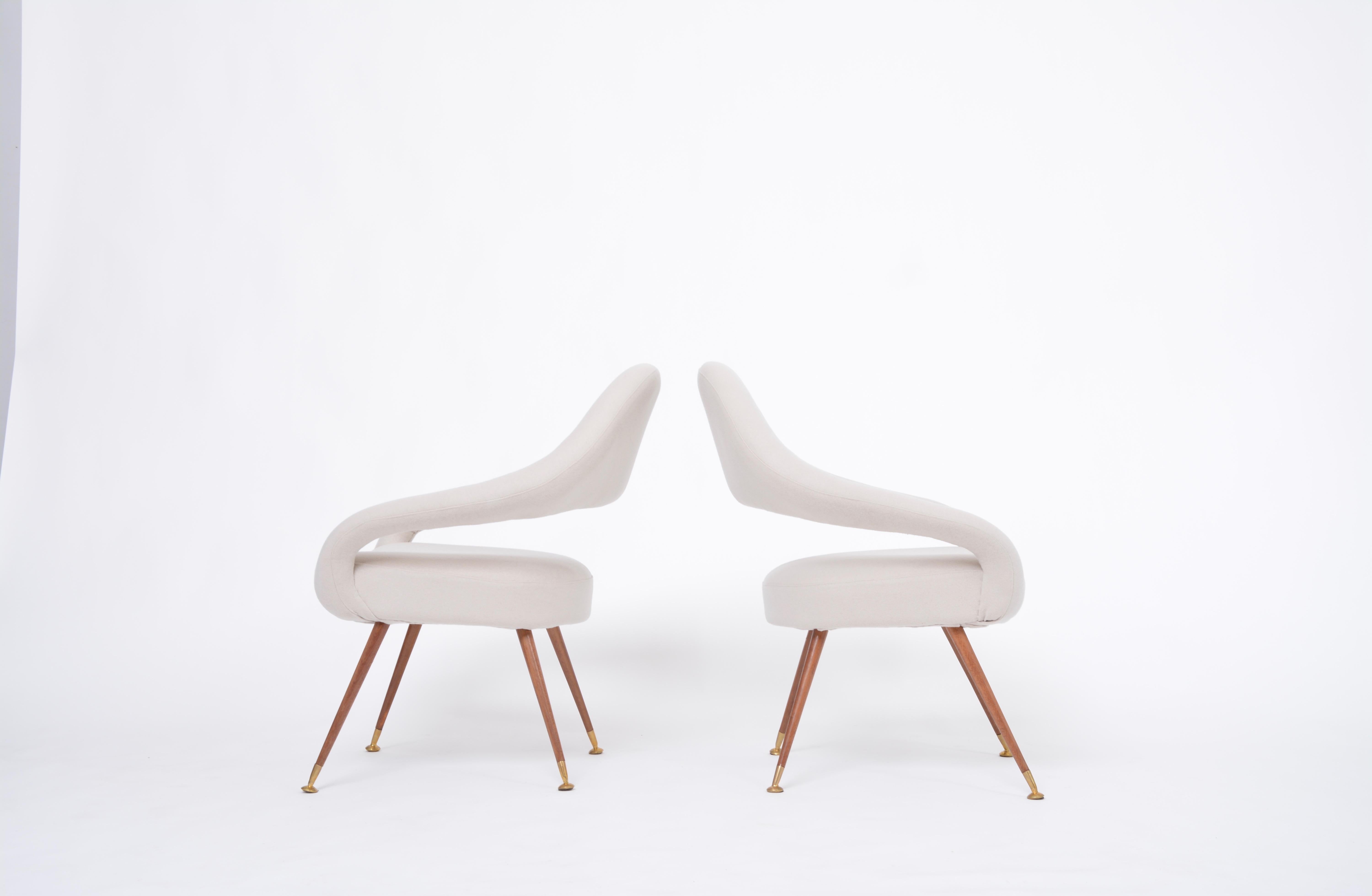 Pair of rare Italian Mid-Century Lounge Chairs Model DU 55 P by Gastone Rinaldi  For Sale 2