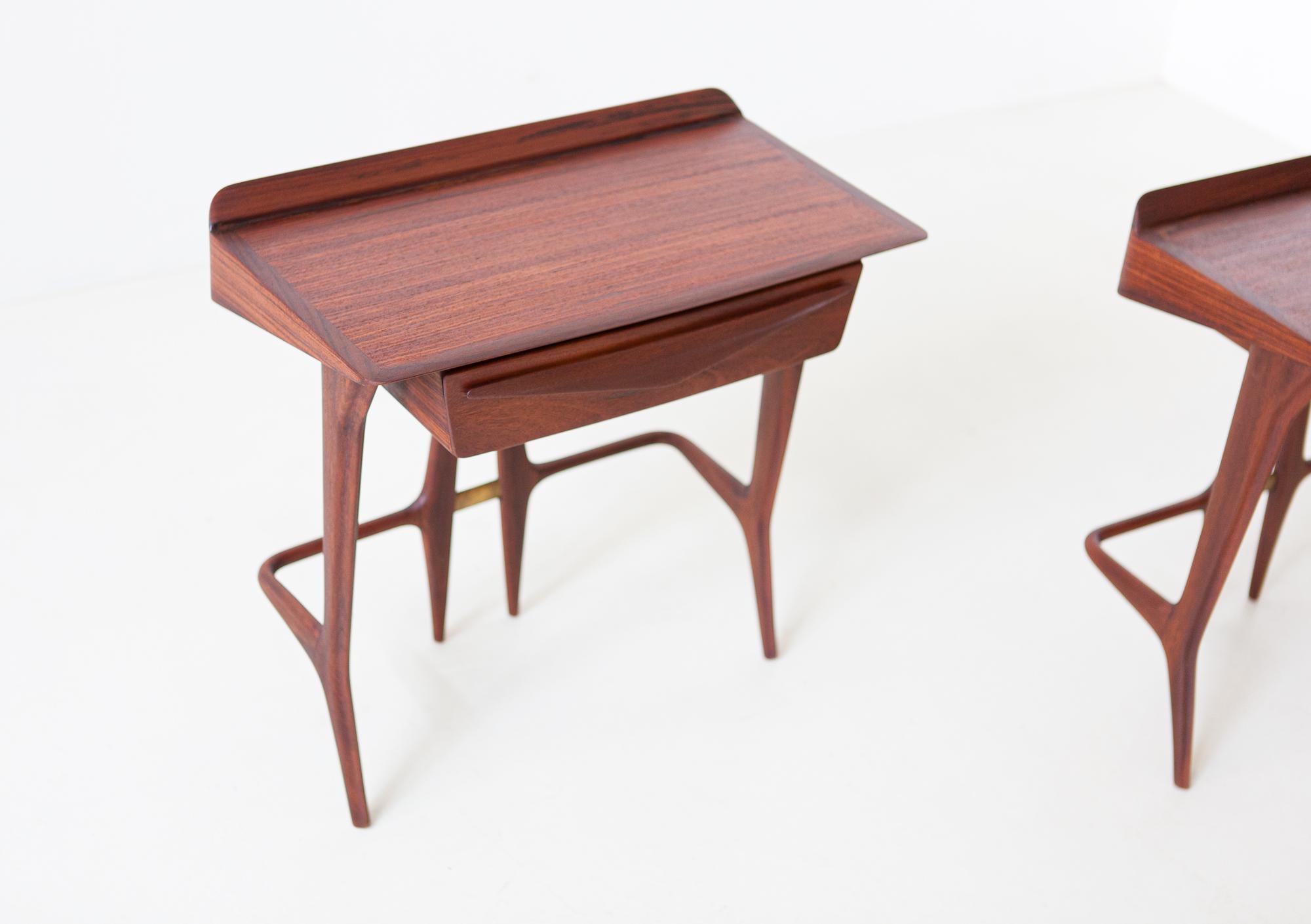 Pair of Rare Italian Wooden Bedside Tables, 1950s 2