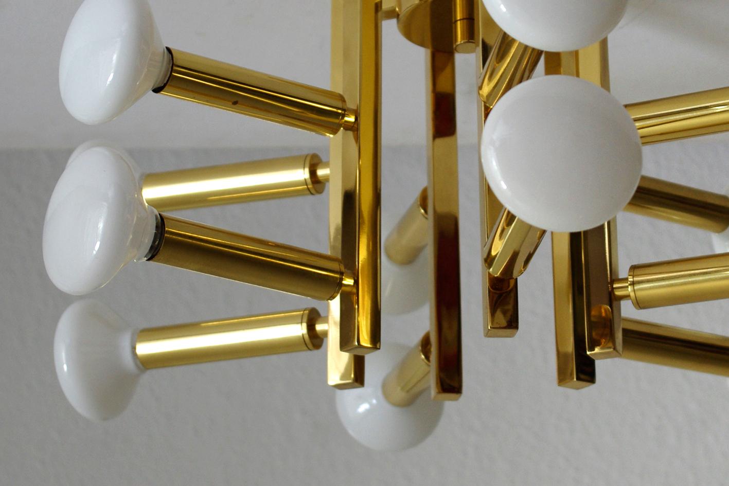 Italian Pair of Rare Italien Vintage Twelve-Arm Modernist Ceiling Lights Chandeliers 60s For Sale