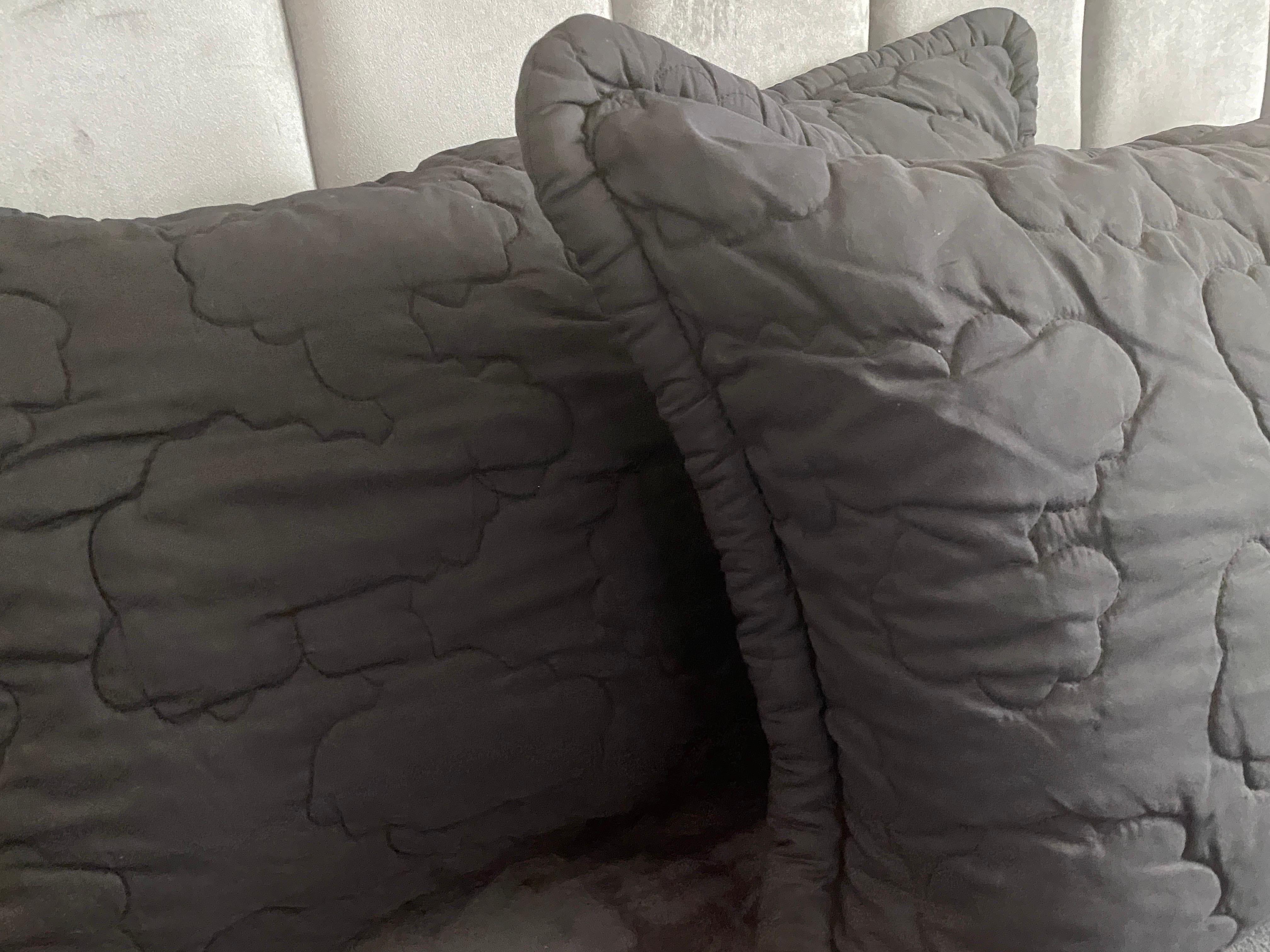 Pair of Rare Jay Spectre Black Abstract Quilted King Pillow Shams for Century In Good Condition In Palm Springs, CA