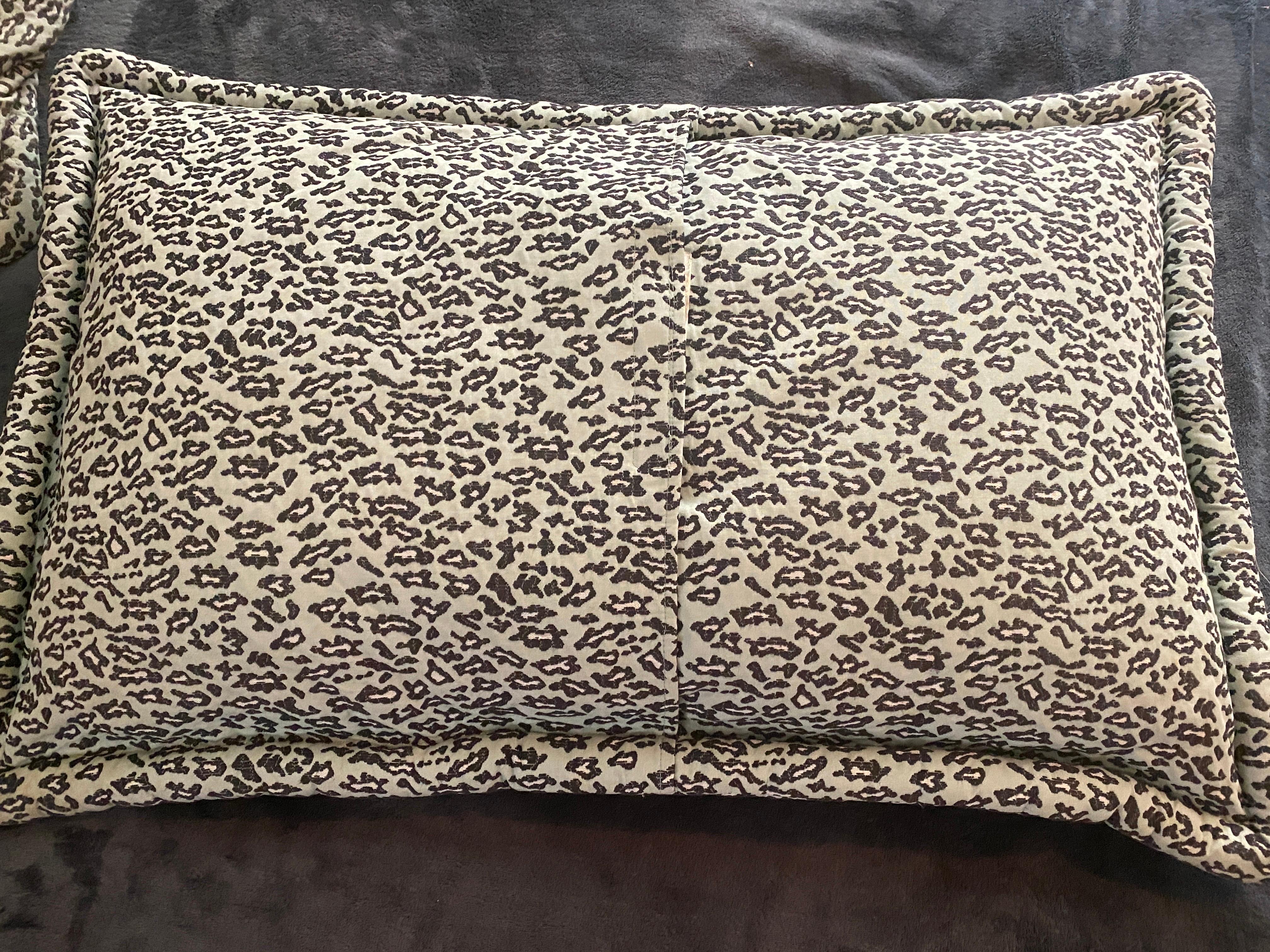 Late 20th Century Pair of Rare Jay Spectre Quilted Pillow Shams in Mint & Black/White Leopard  For Sale