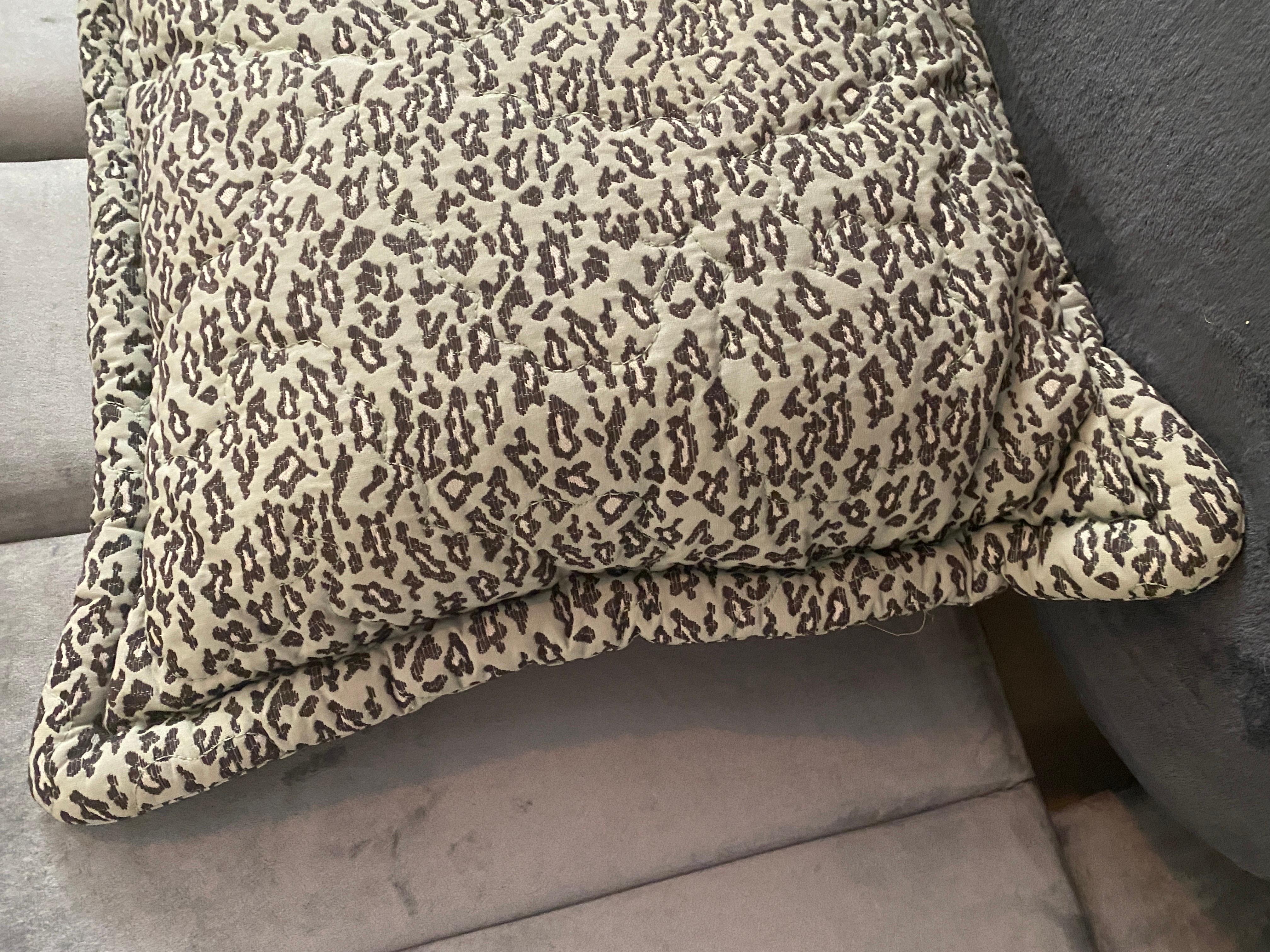 Pair of Rare Jay Spectre Quilted Pillow Shams in Mint & Black/White Leopard  For Sale 2