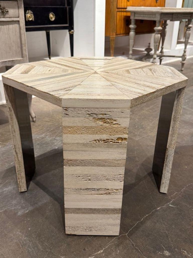 Pair of Rare Karl Springer Bone Side Tables In condizioni buone in vendita a Dallas, TX