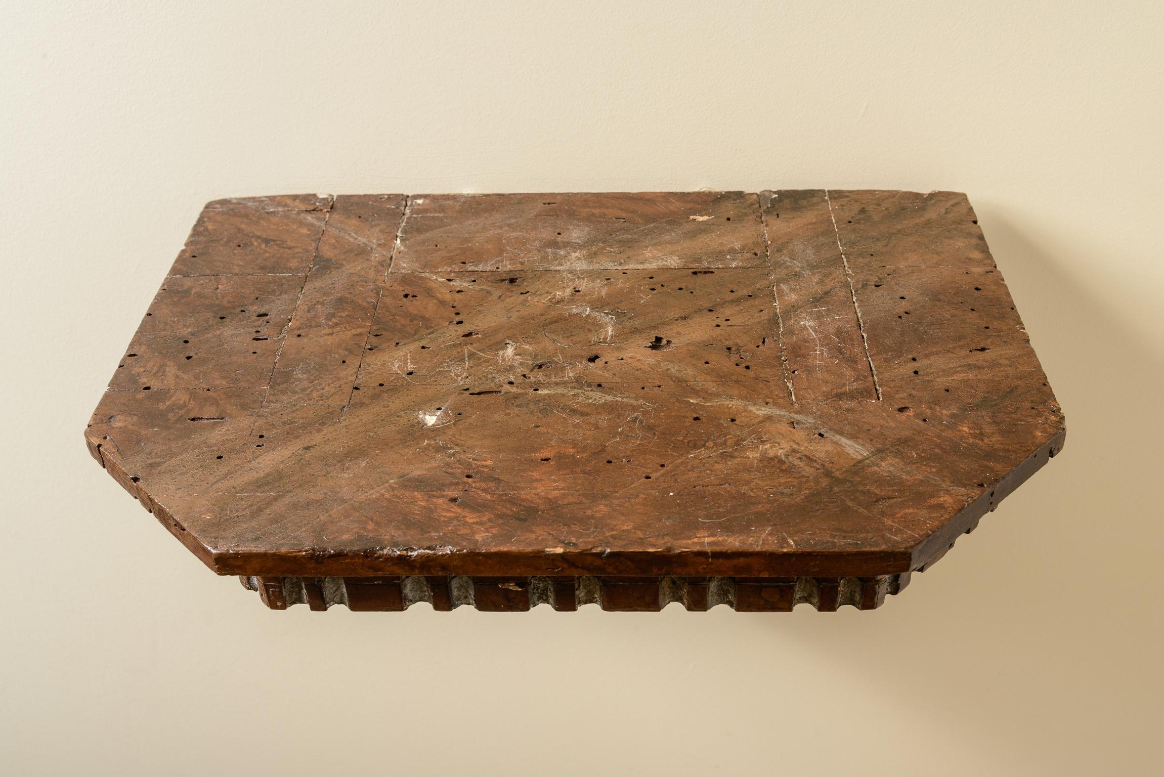 Coppia di rari, grandi candelabri ad angelo del 18° secolo su applique da parete in vendita 13