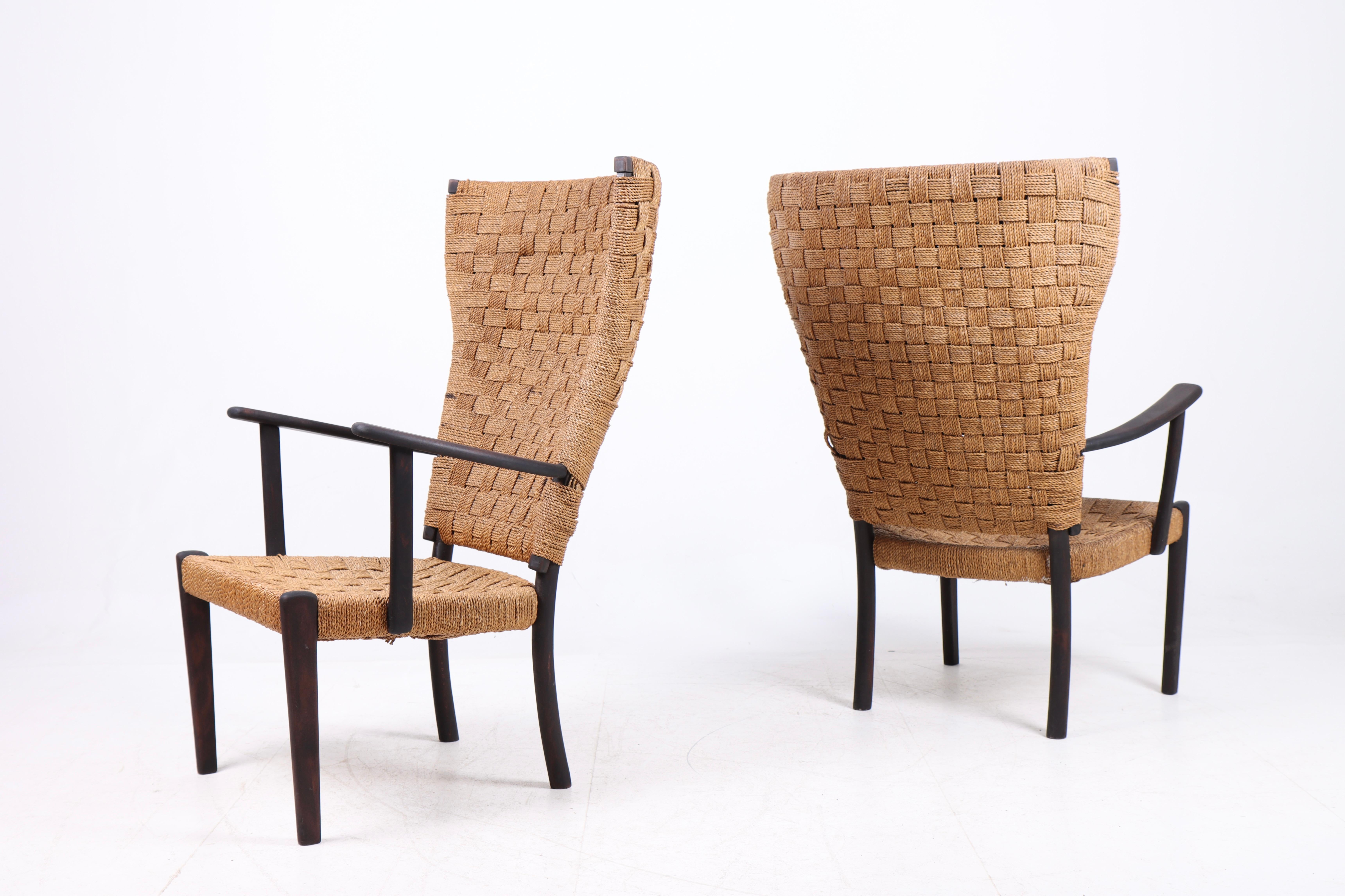 Pair of Rare Lounge Chairs by Fritz Hansen, Made in Denmark, 1940s In Good Condition In Lejre, DK