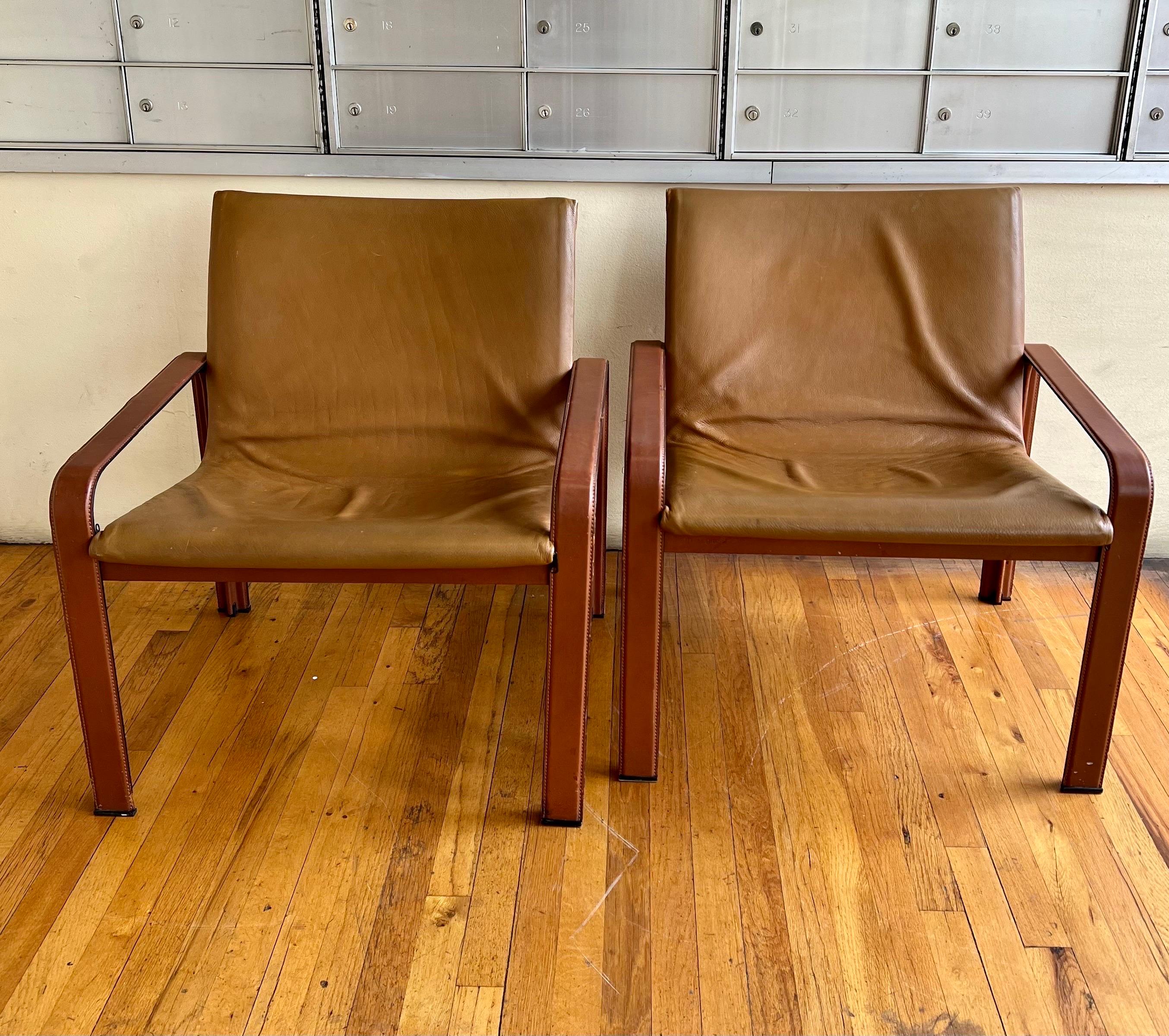 Post-Modern Pair of Rare Lounge Chairs in Patinated Leather by Matteo Grassi, 1980s